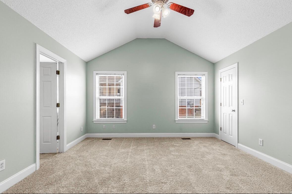 433 Stanford Dr