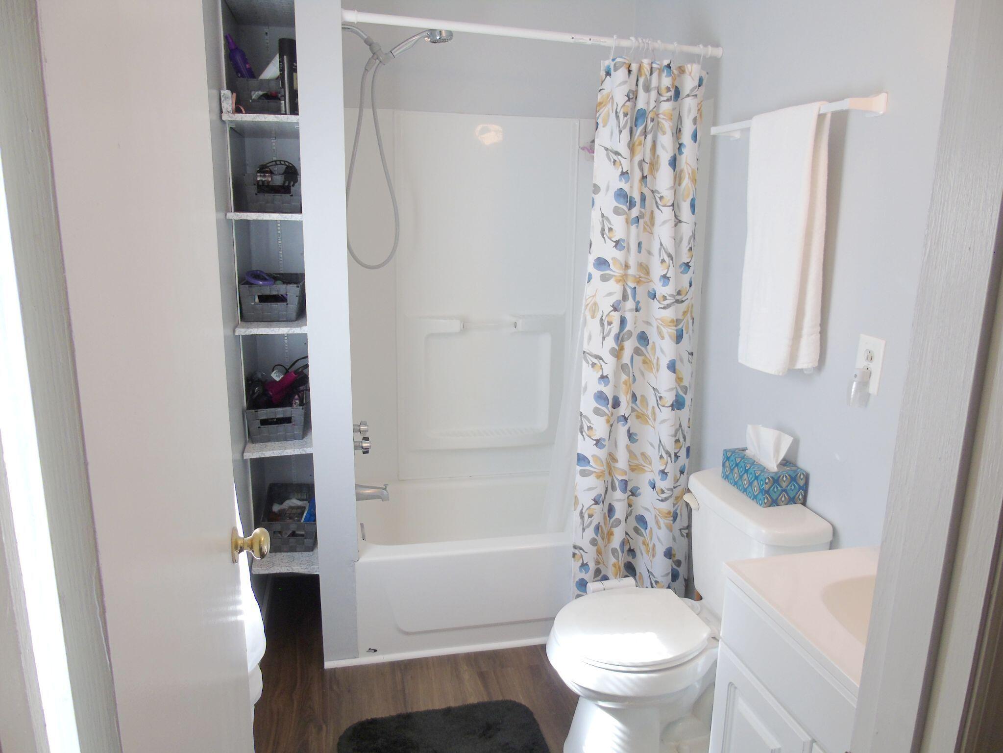 1102 Nickajack Cr. Circle