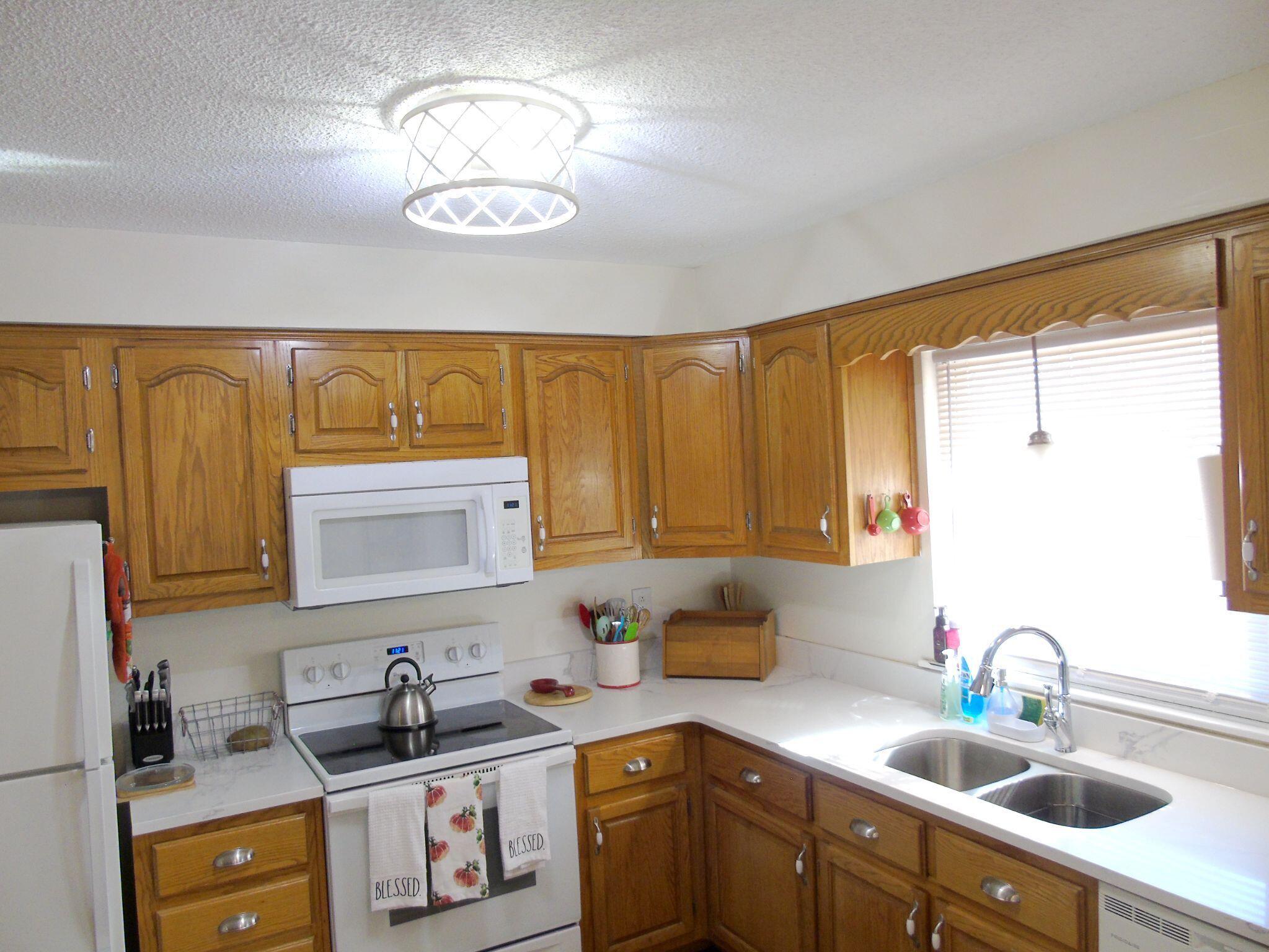 1102 Nickajack Cr. Circle