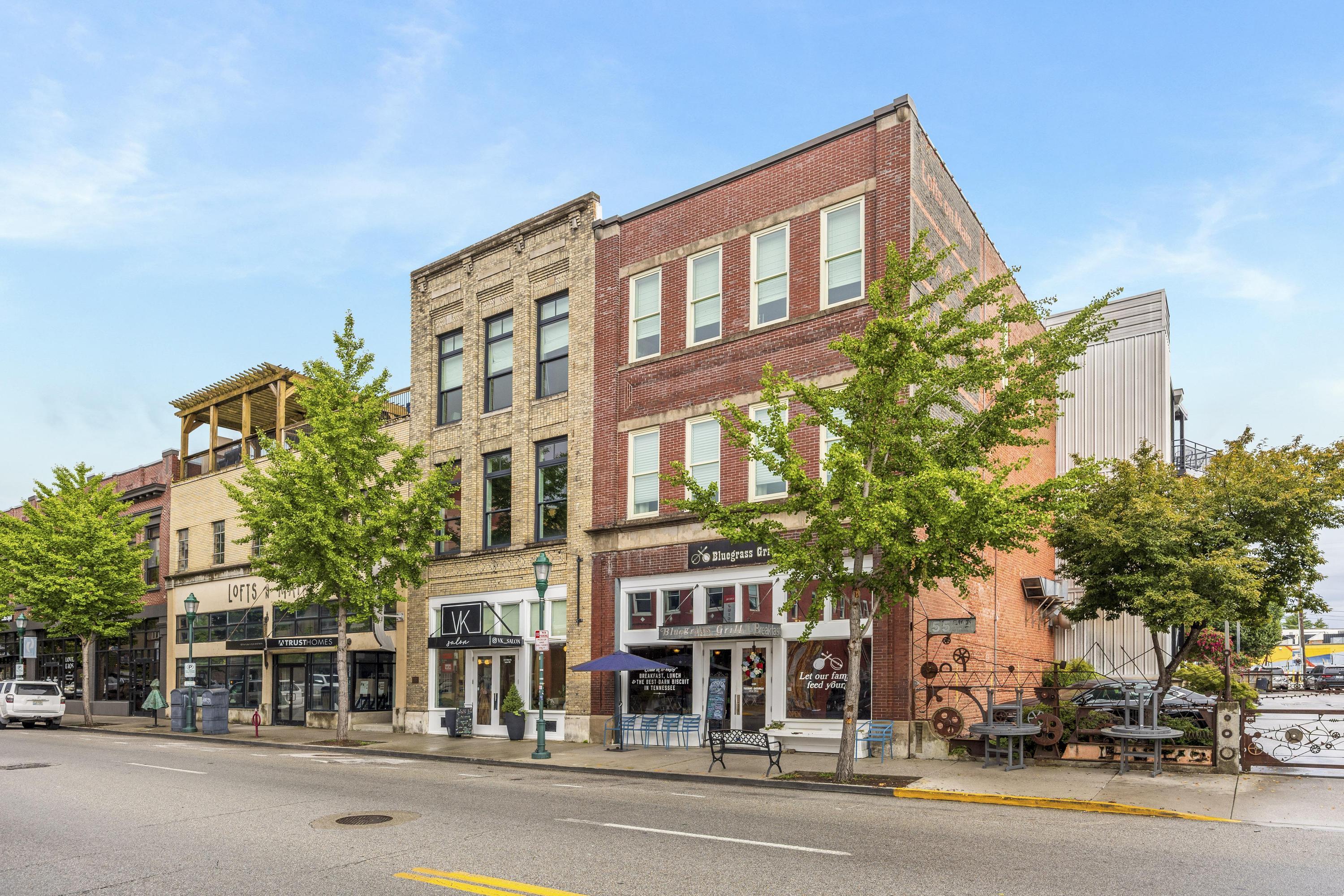 55 E Main Street Street, 204