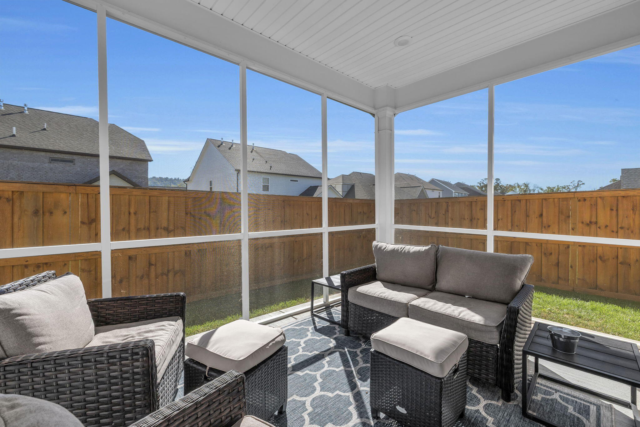 1545 Buttonwood Loop