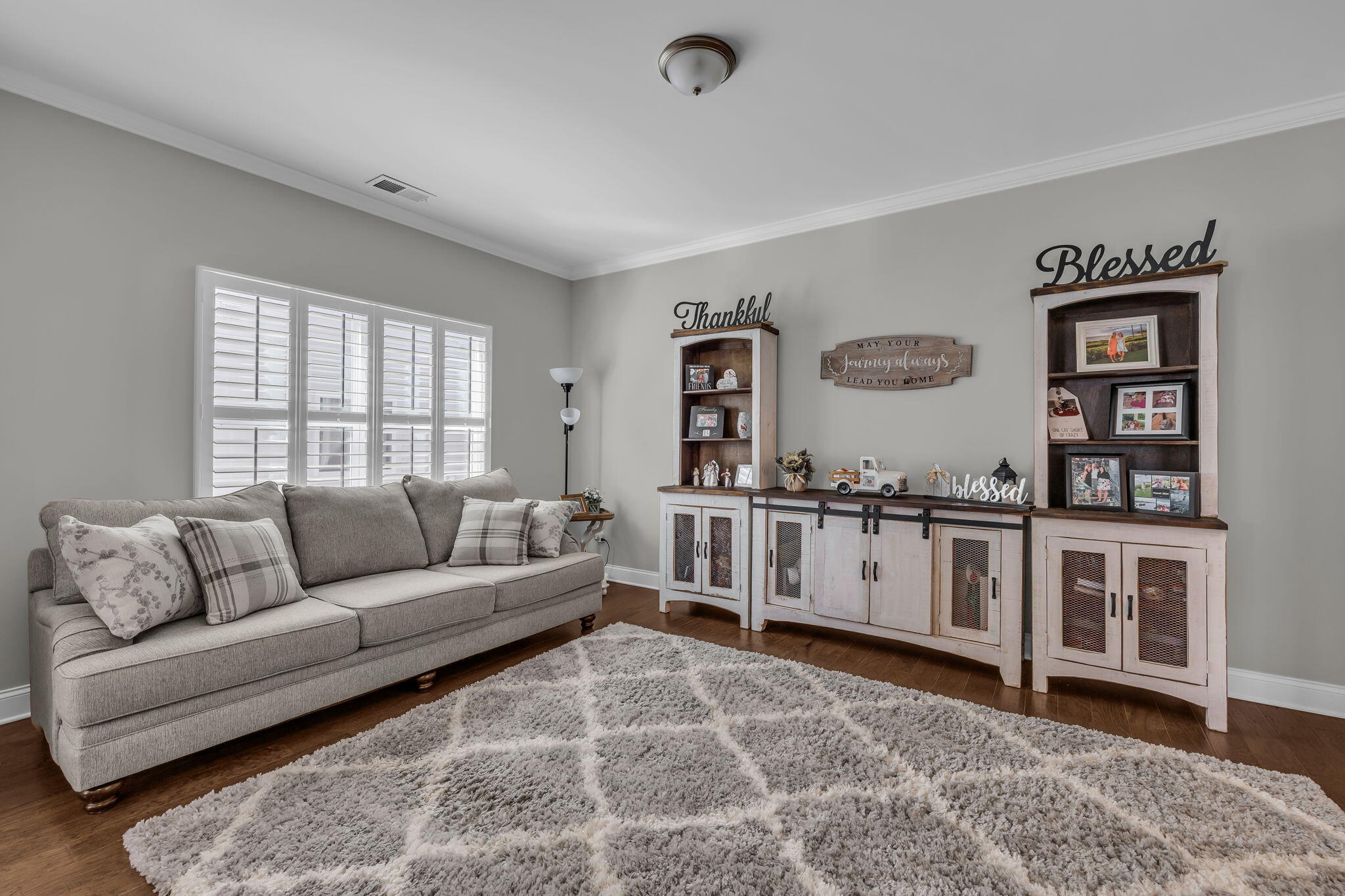 1545 Buttonwood Loop