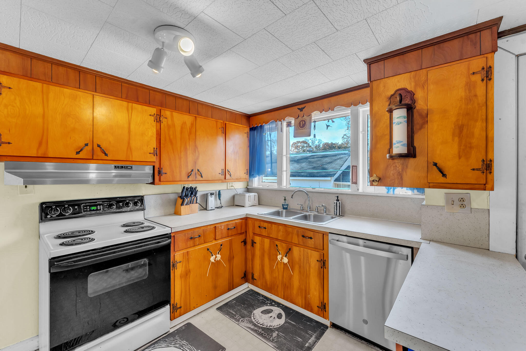 125 Passons Road