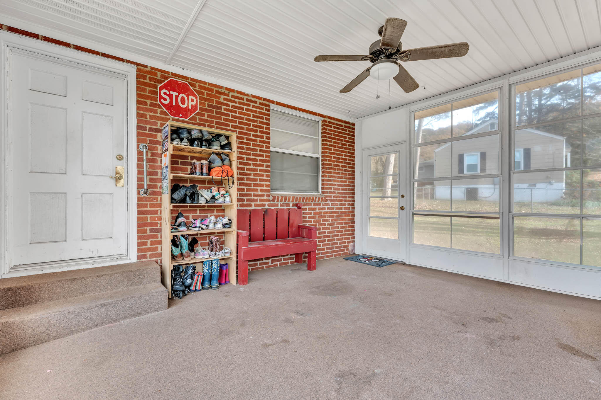 125 Passons Road