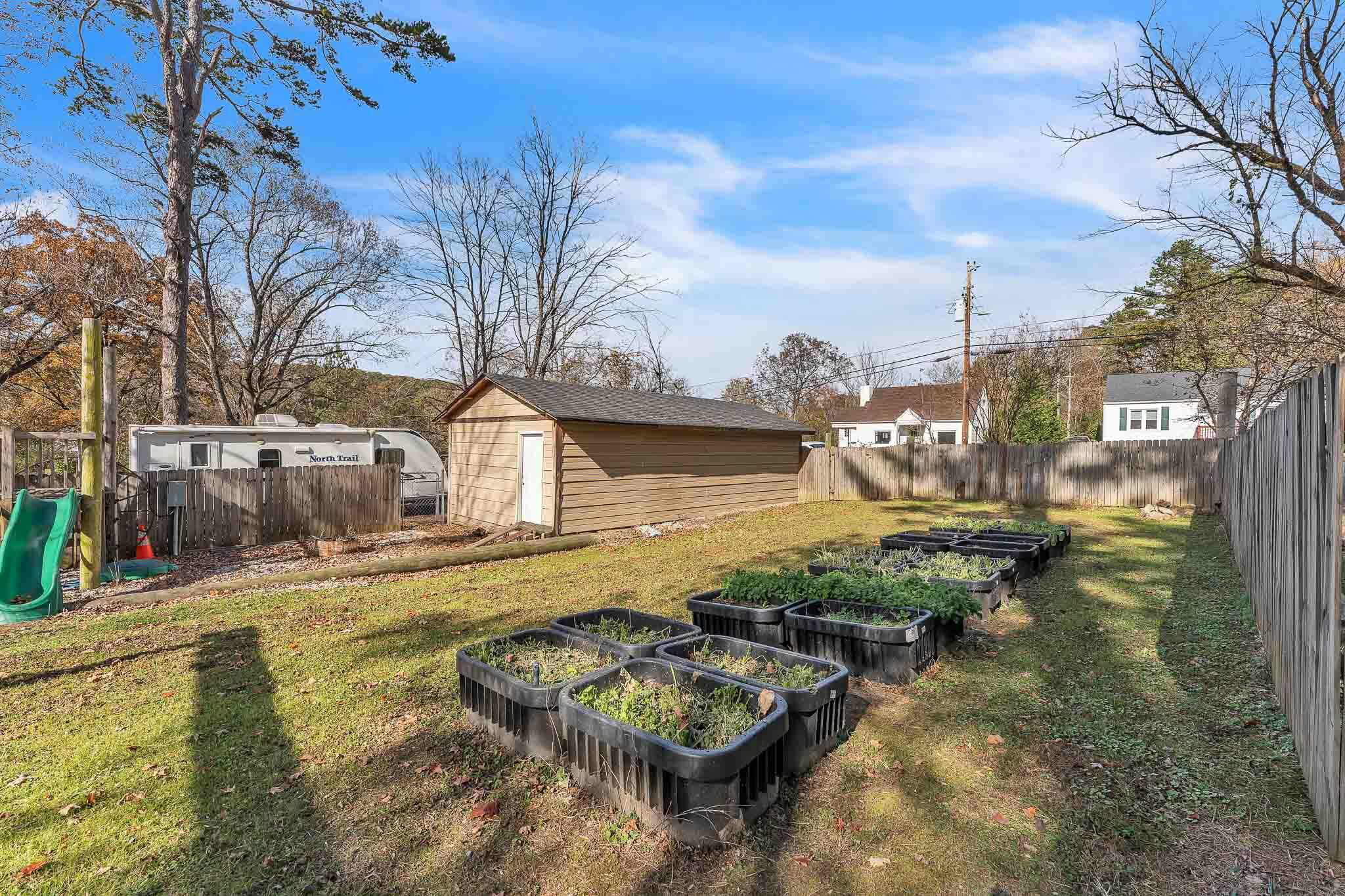 125 Passons Road