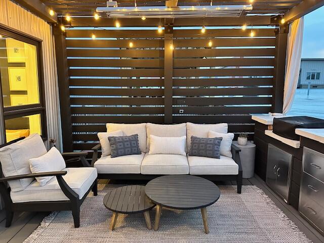 55 E Main Street, #208