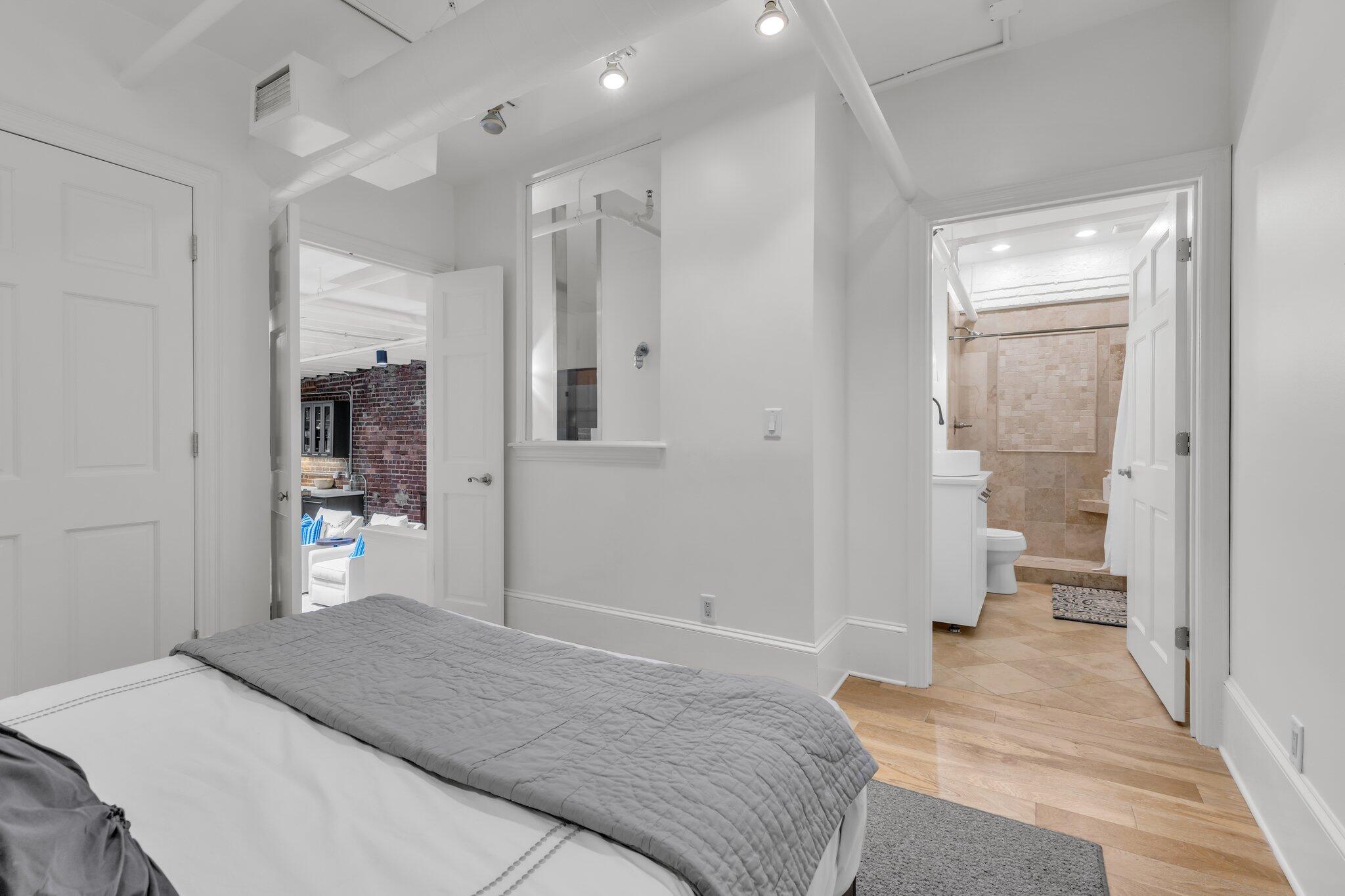 55 E Main Street, #208