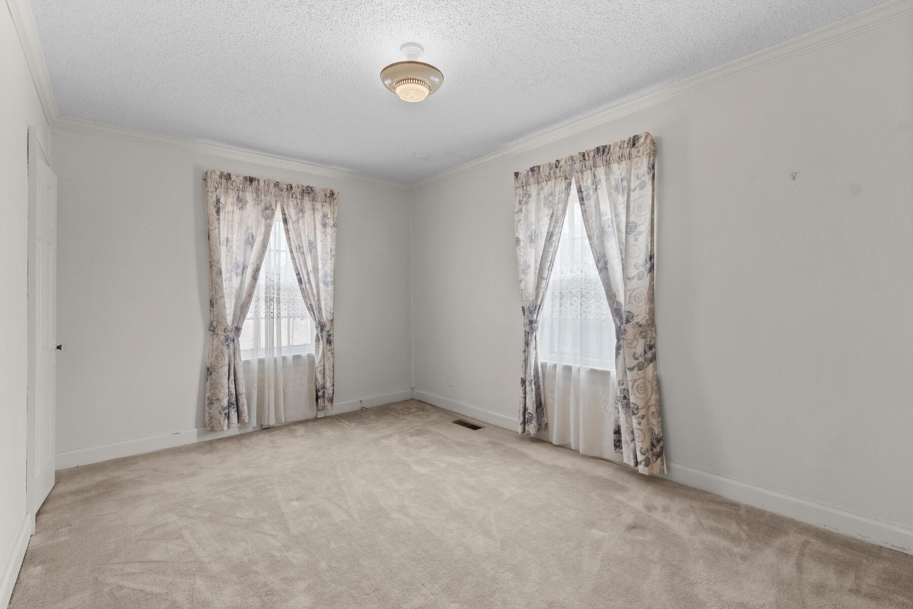 105 Cartwright Street