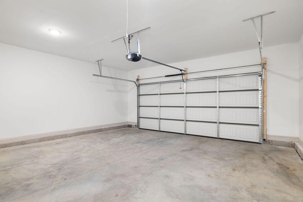 396 Winchester Drive, 72