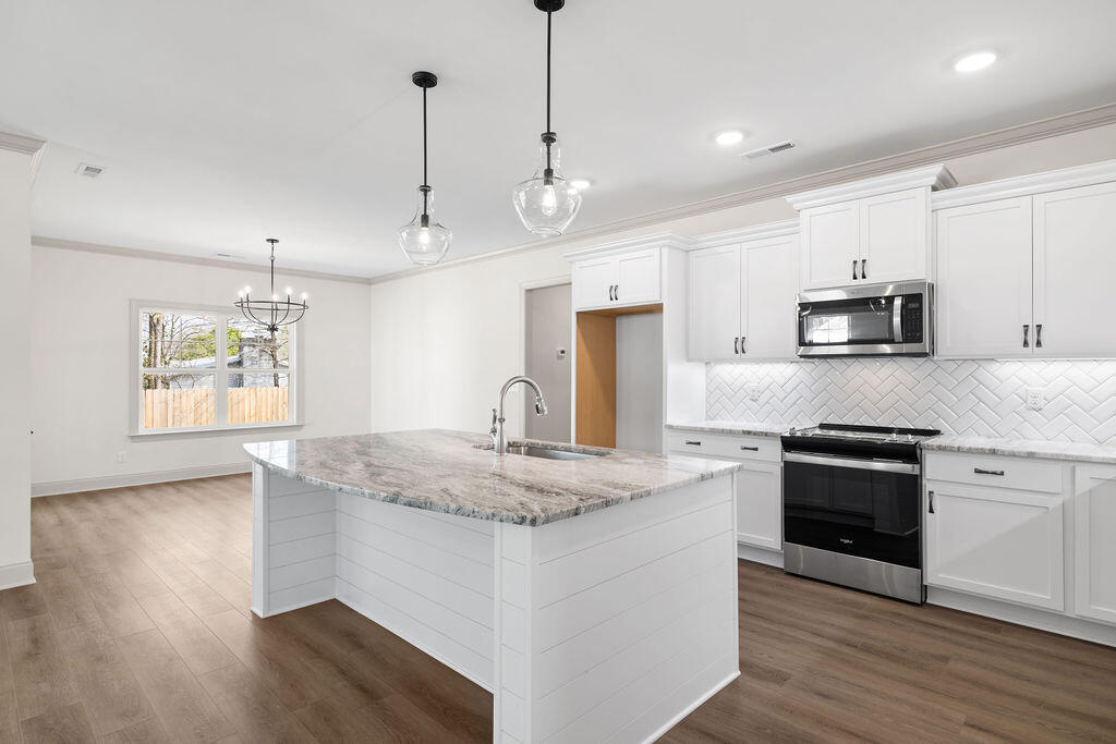 396 Winchester Drive, 72