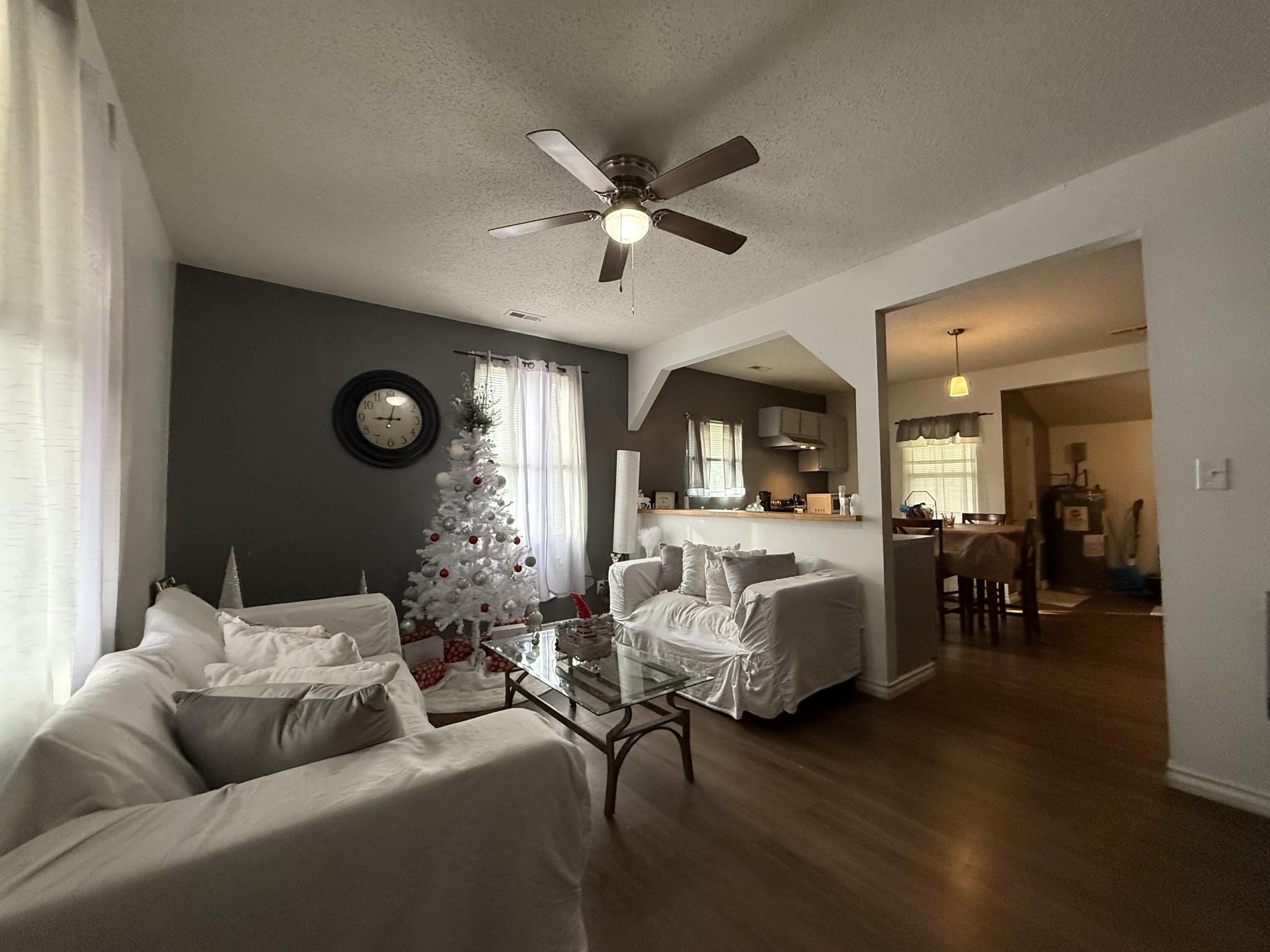 306 Cedar Street, LaFayette