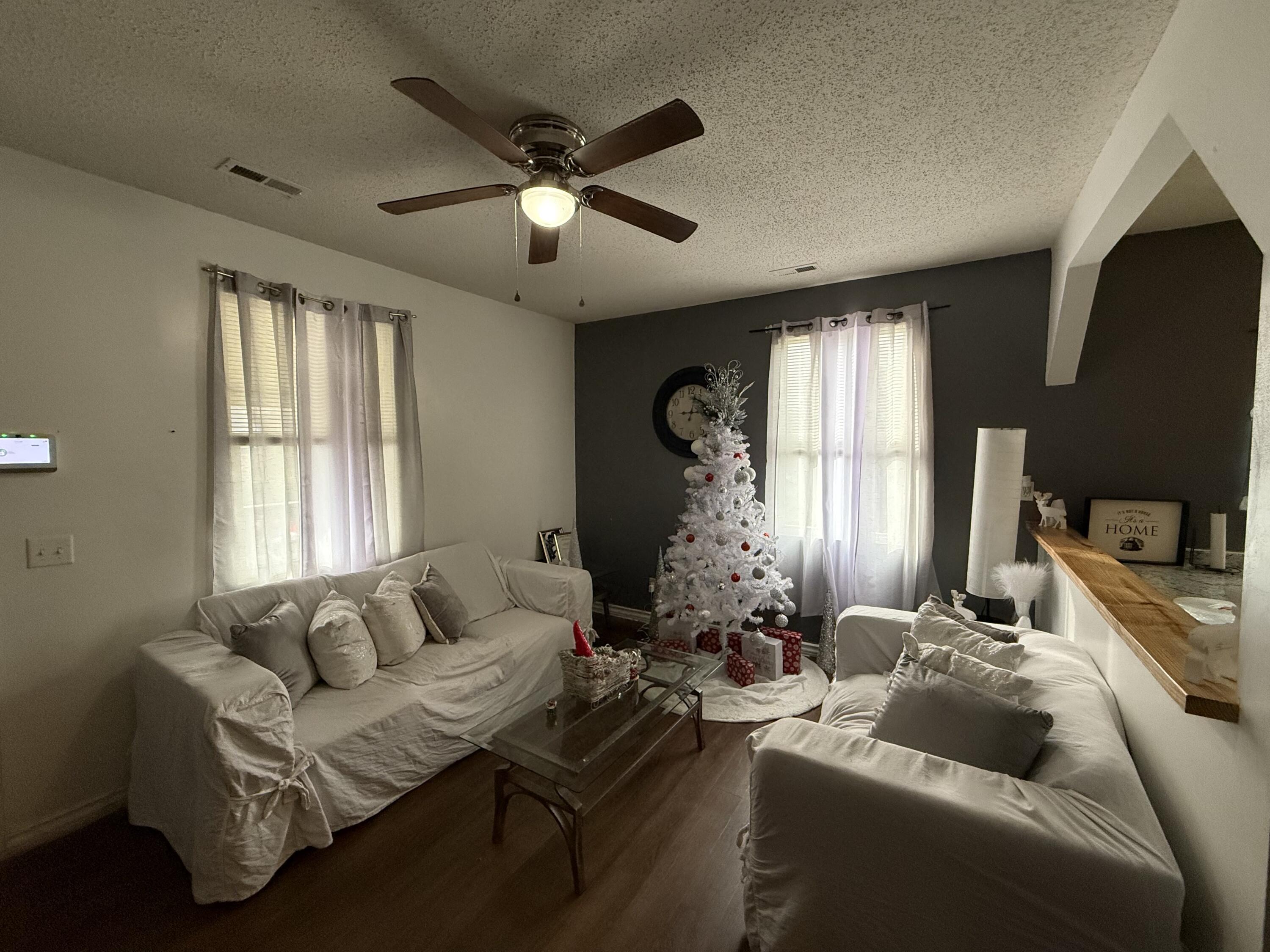 306 Cedar Street, LaFayette