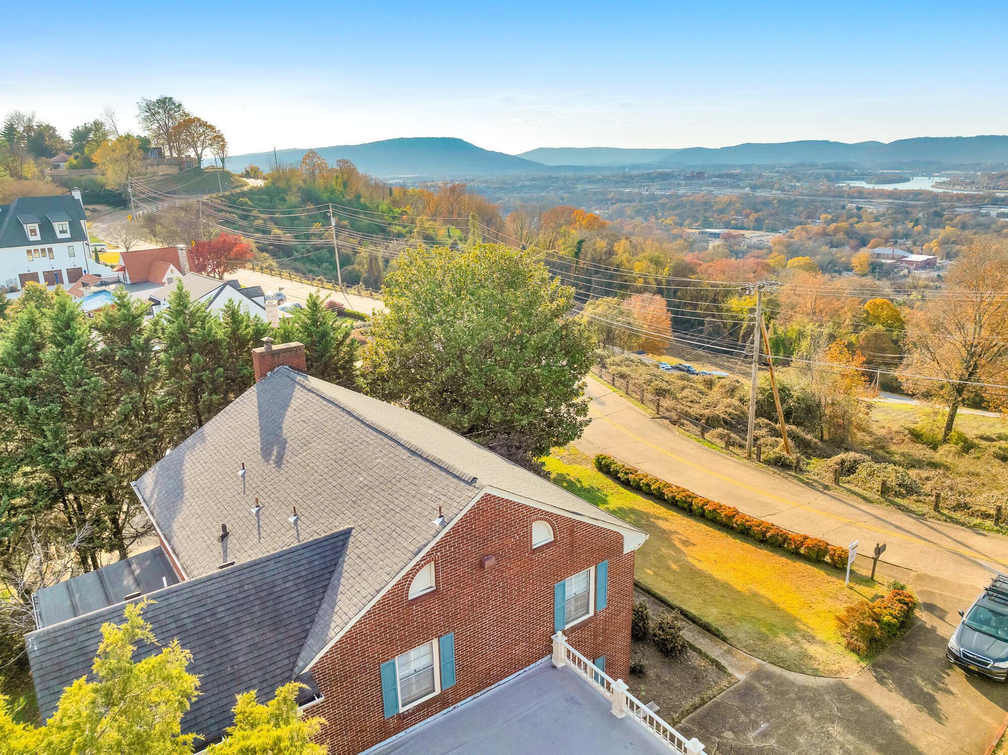 462 N Crest Road