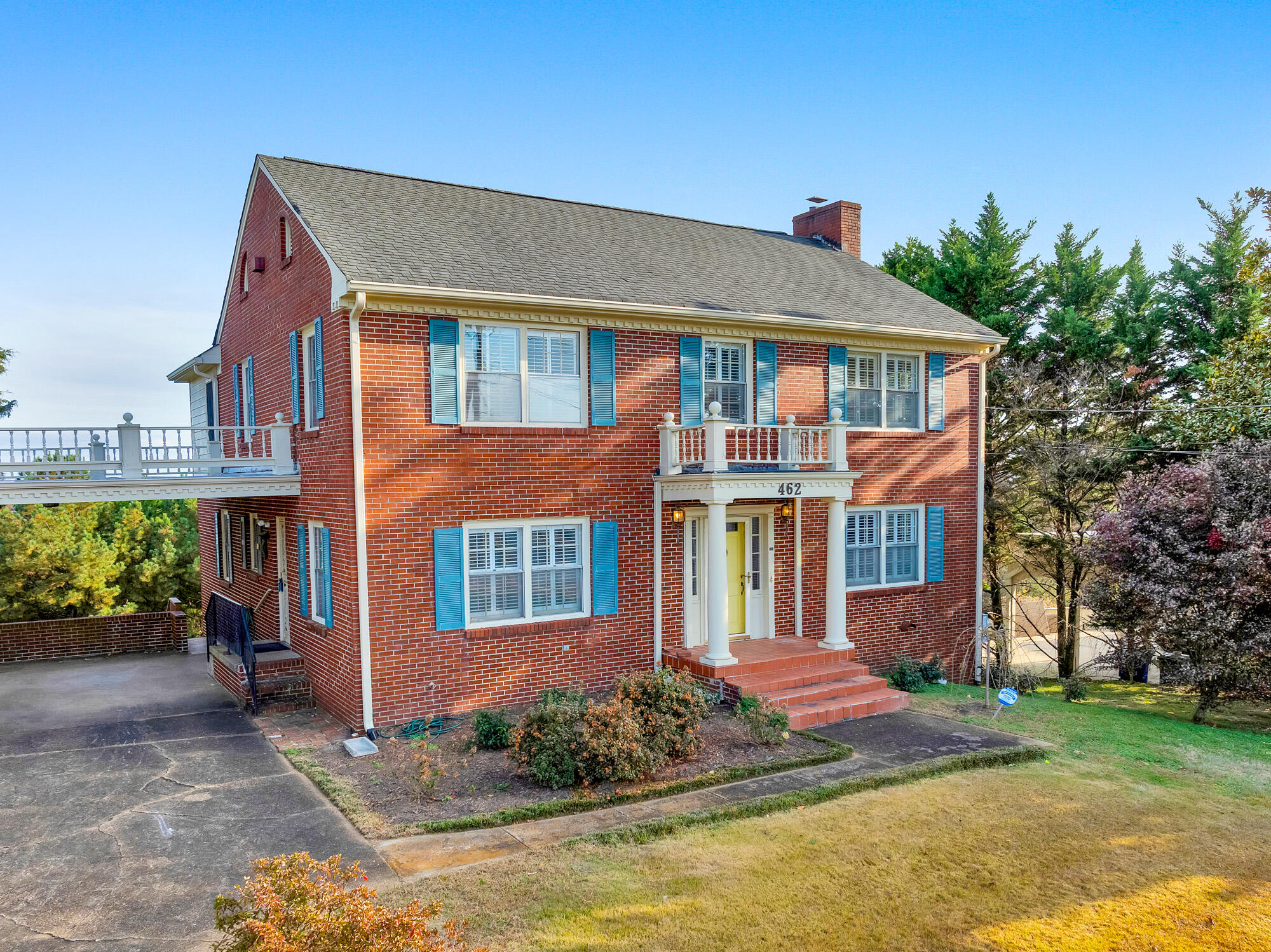 462 N Crest Road