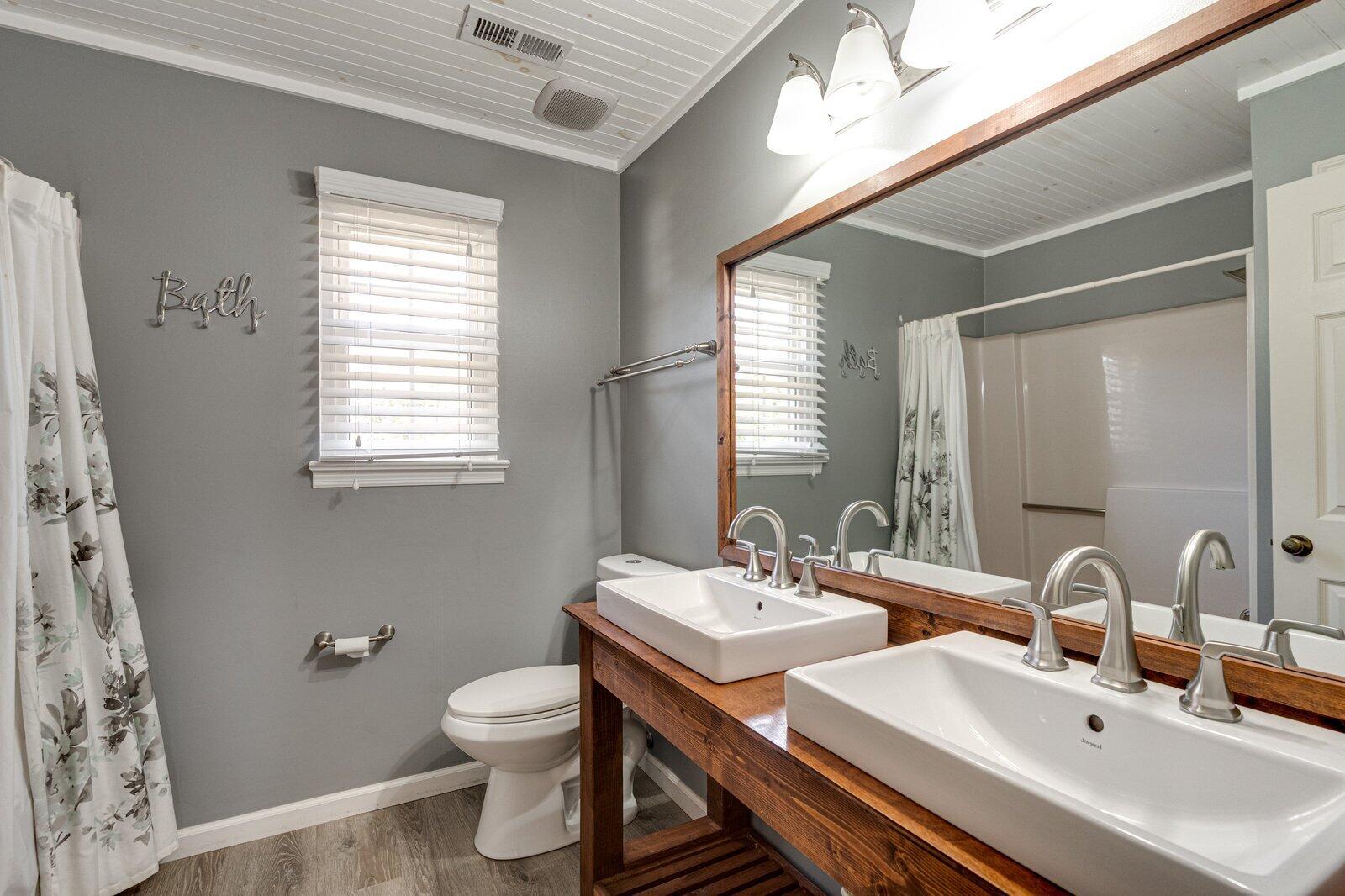 437 Valleybrook Road