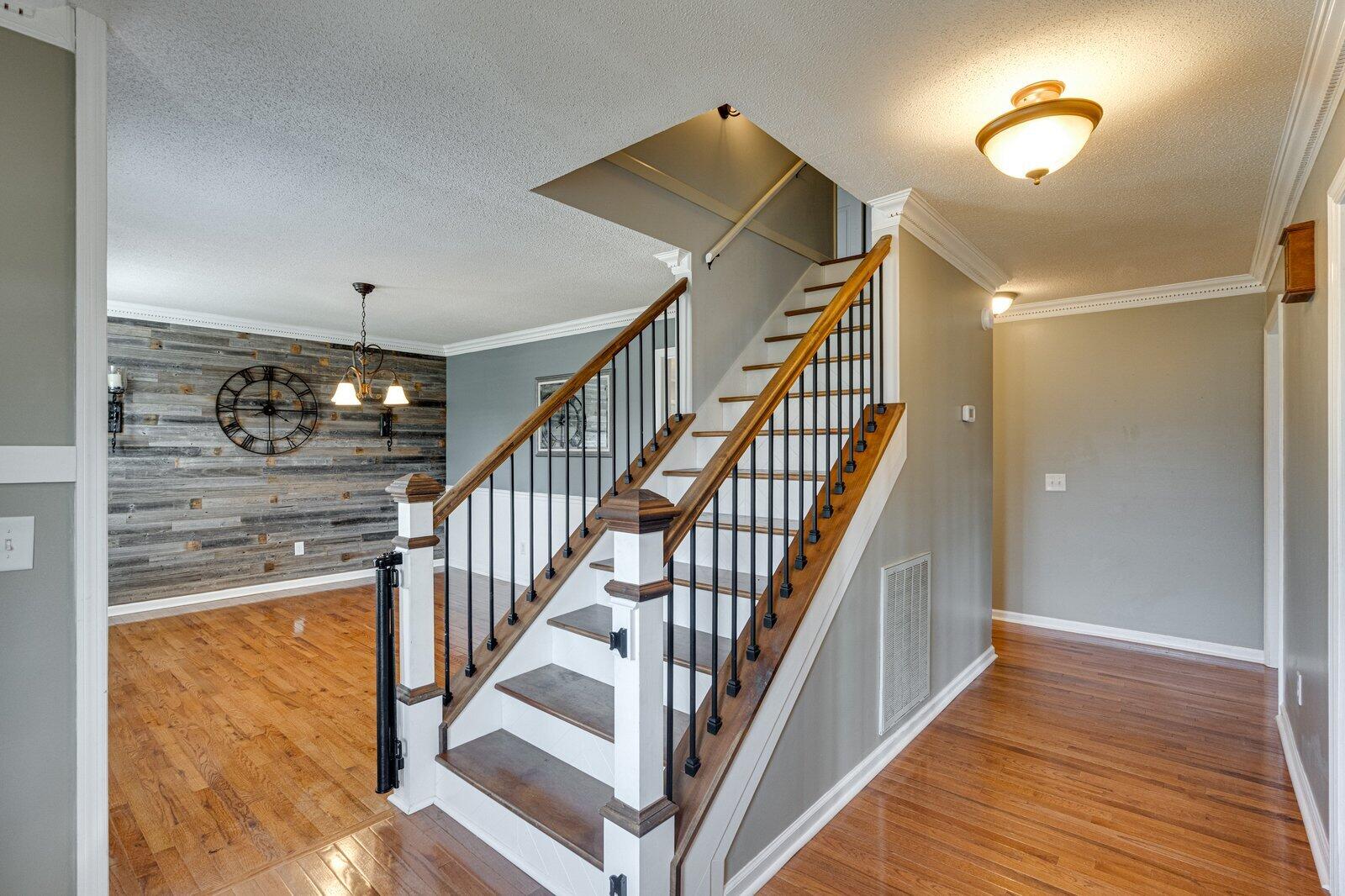 437 Valleybrook Road