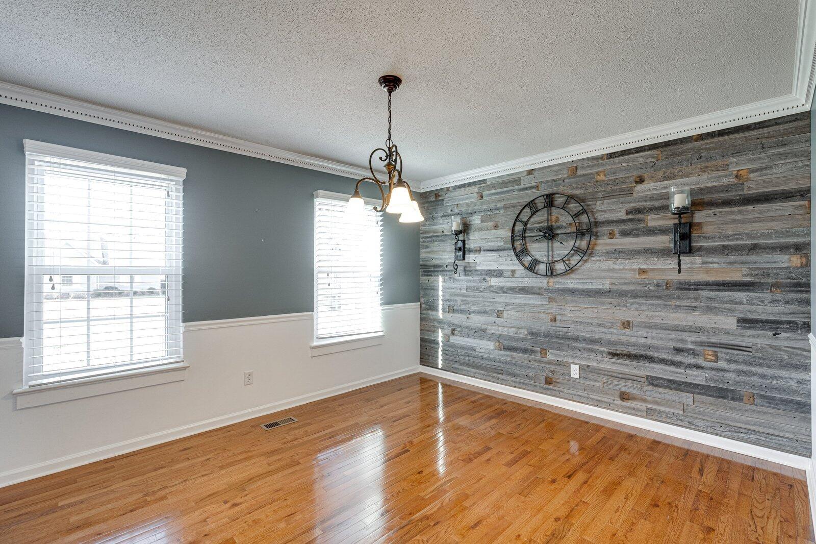 437 Valleybrook Road