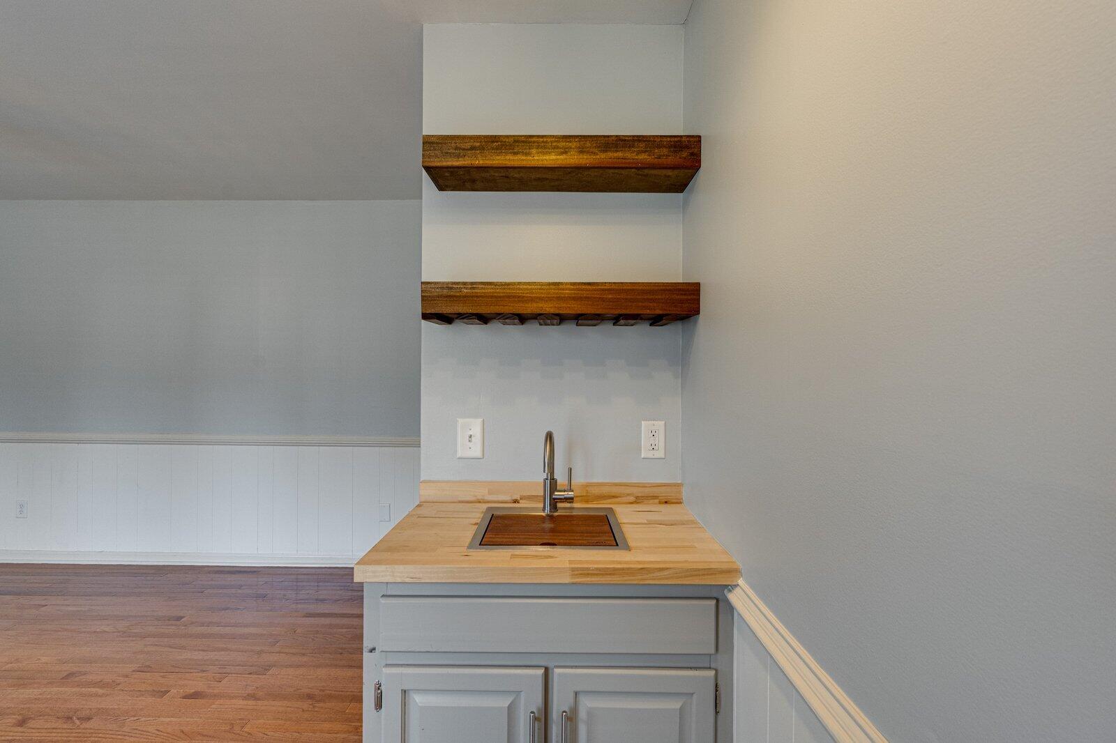 437 Valleybrook Road