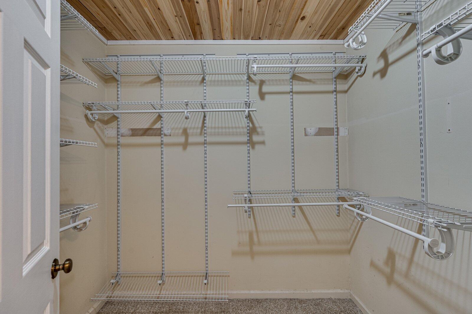 437 Valleybrook Road