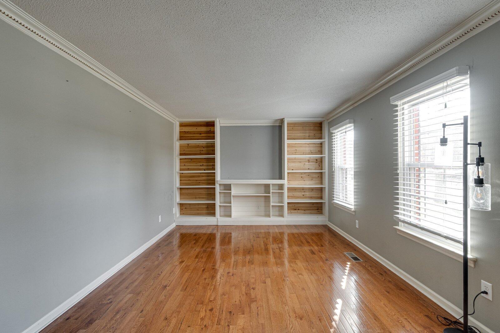 437 Valleybrook Road