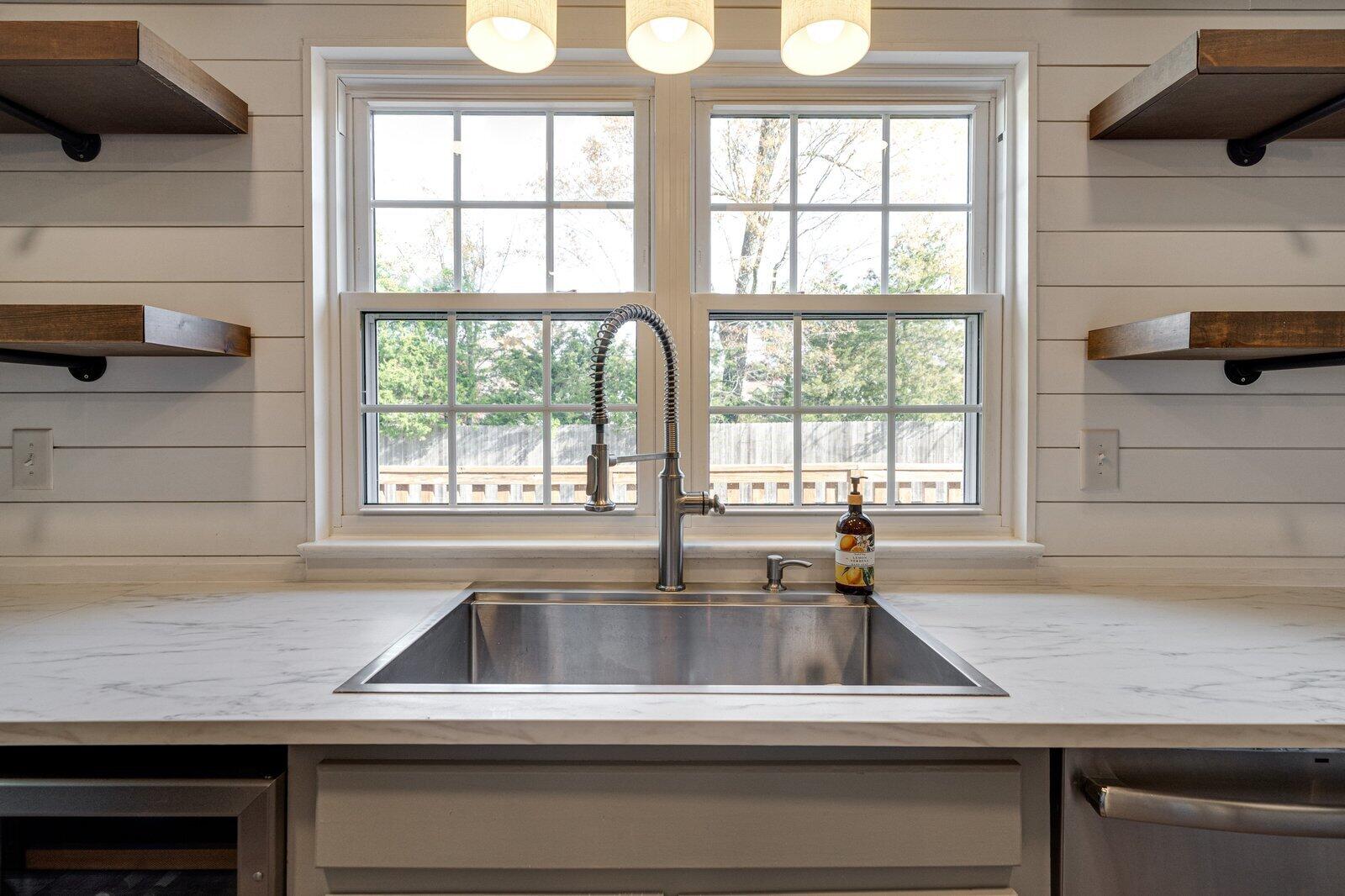 437 Valleybrook Road