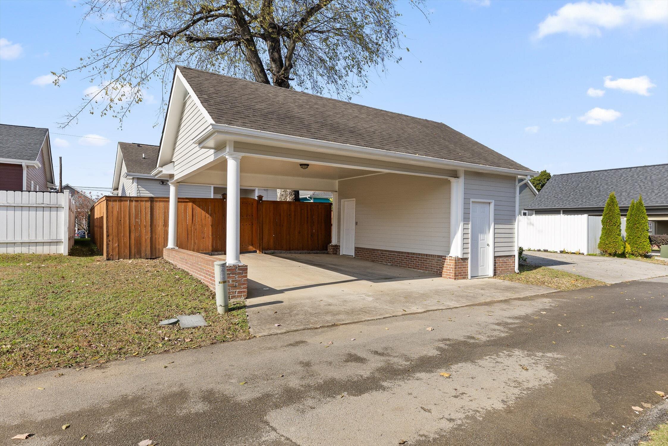 1808 Williams Street