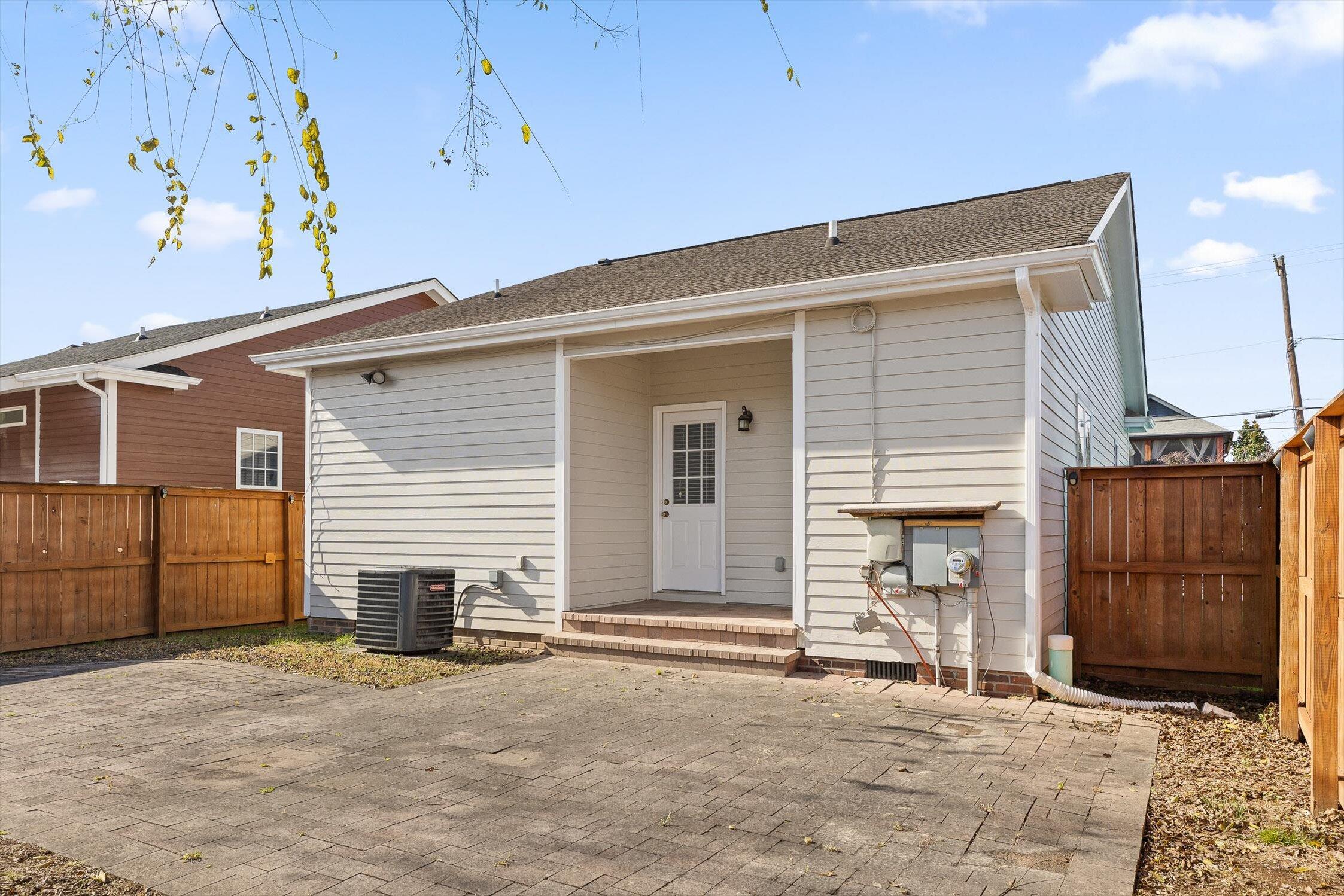 1808 Williams Street