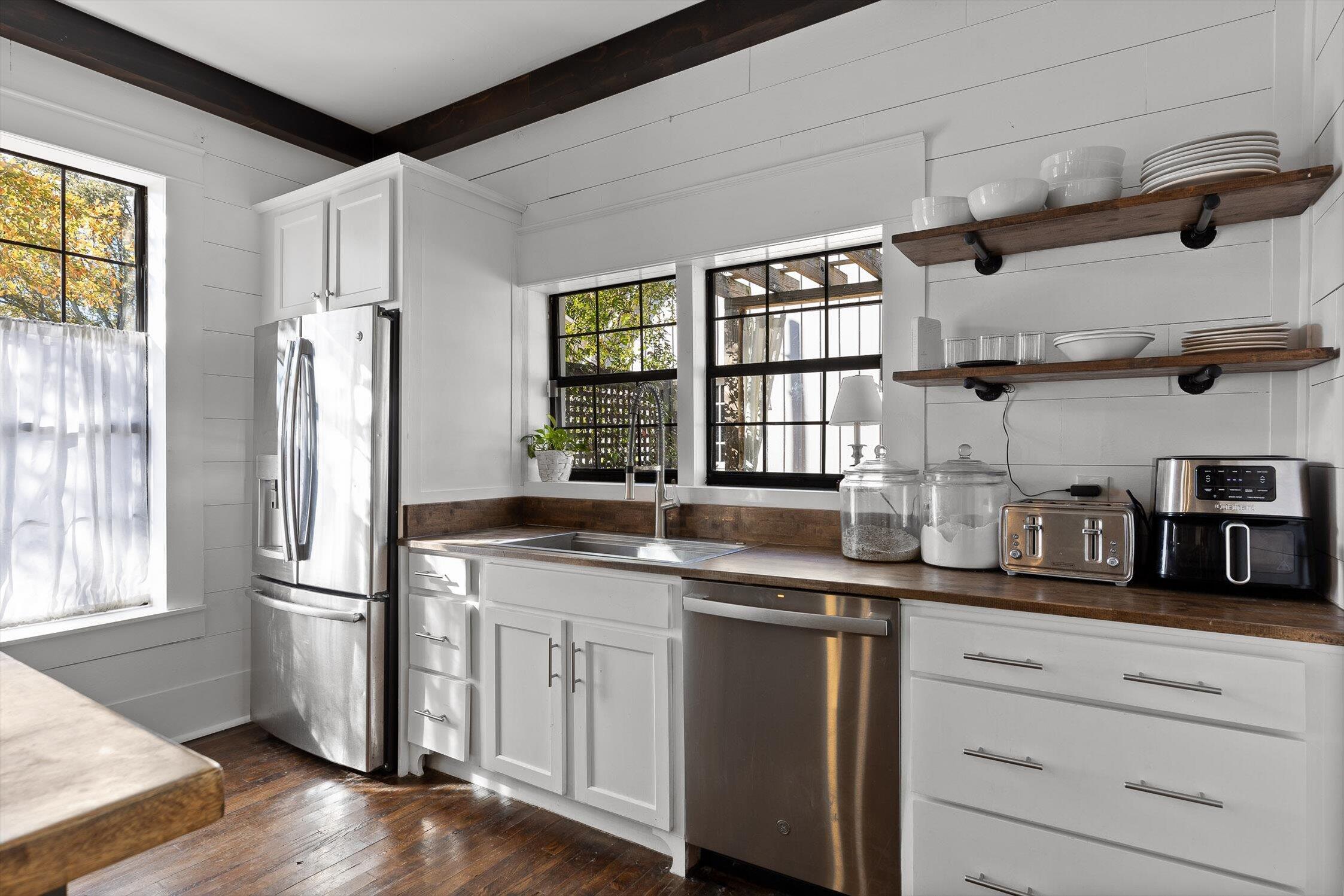 4415 Saint Elmo Avenue