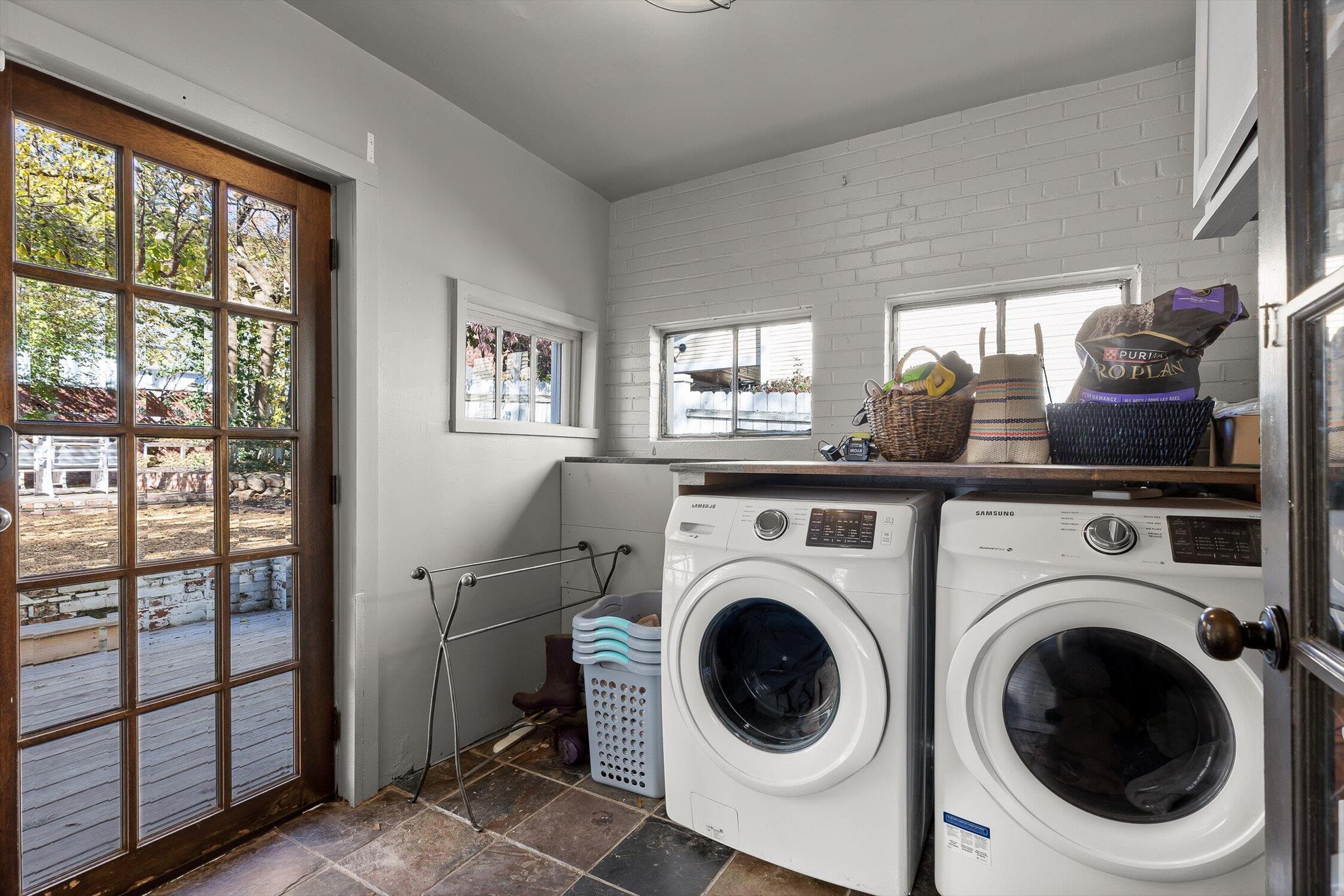 4415 Saint Elmo Avenue