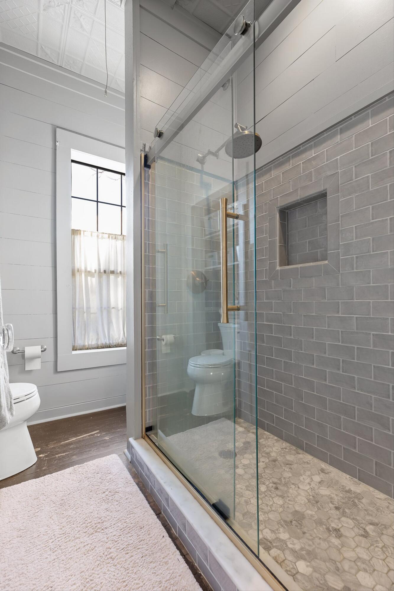 4415 Saint Elmo Avenue