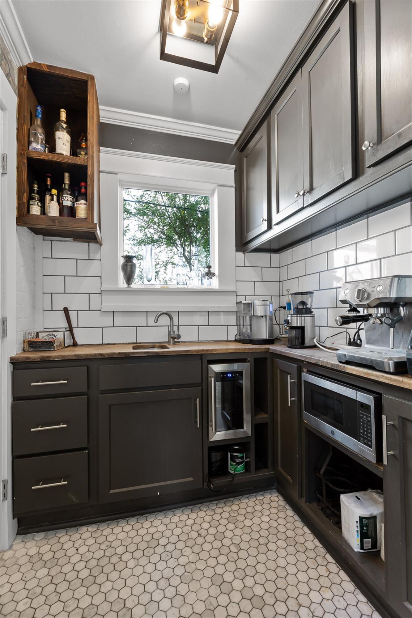 4415 Saint Elmo Avenue