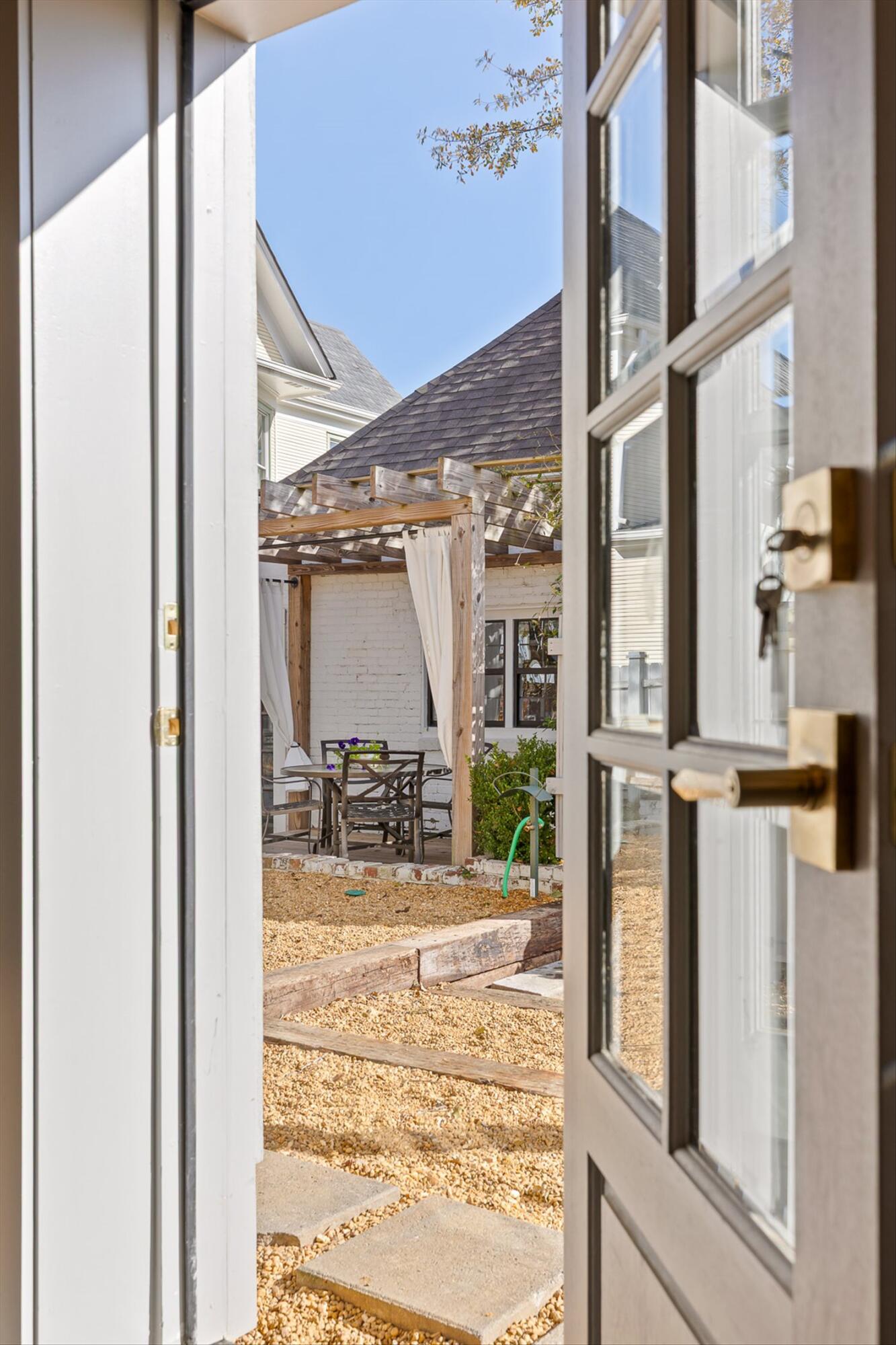 4415 Saint Elmo Avenue