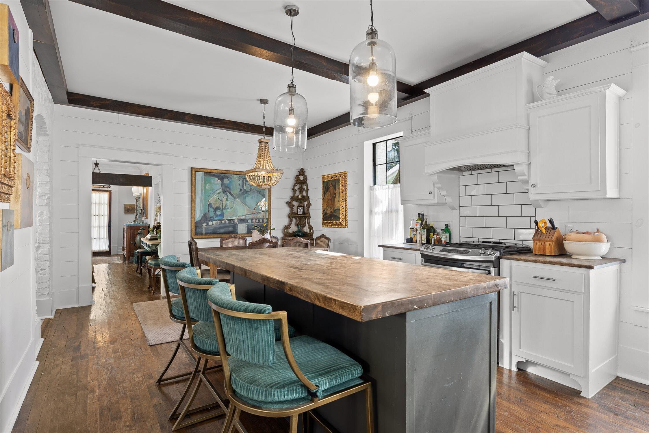 4415 Saint Elmo Avenue