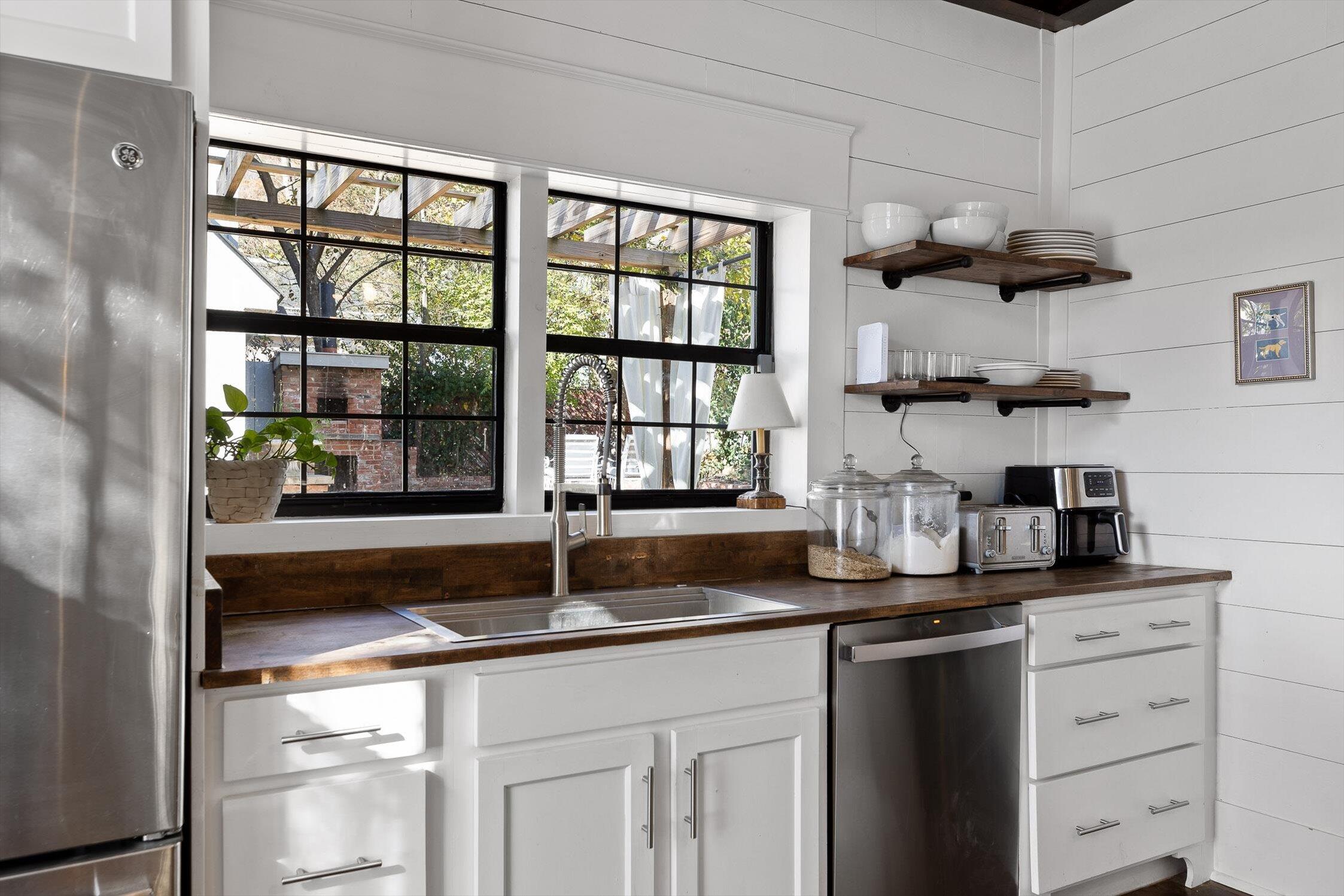 4415 Saint Elmo Avenue