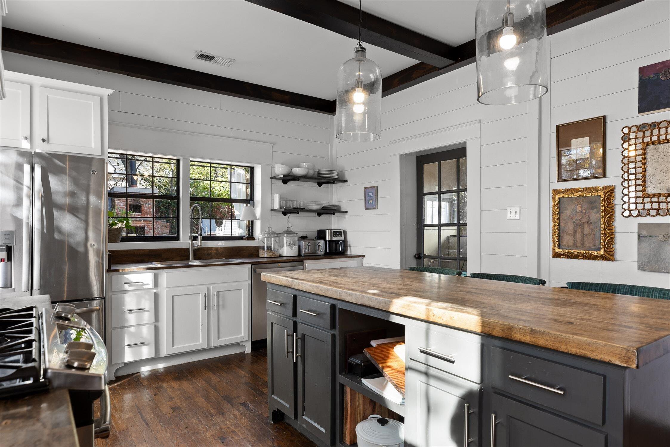 4415 Saint Elmo Avenue