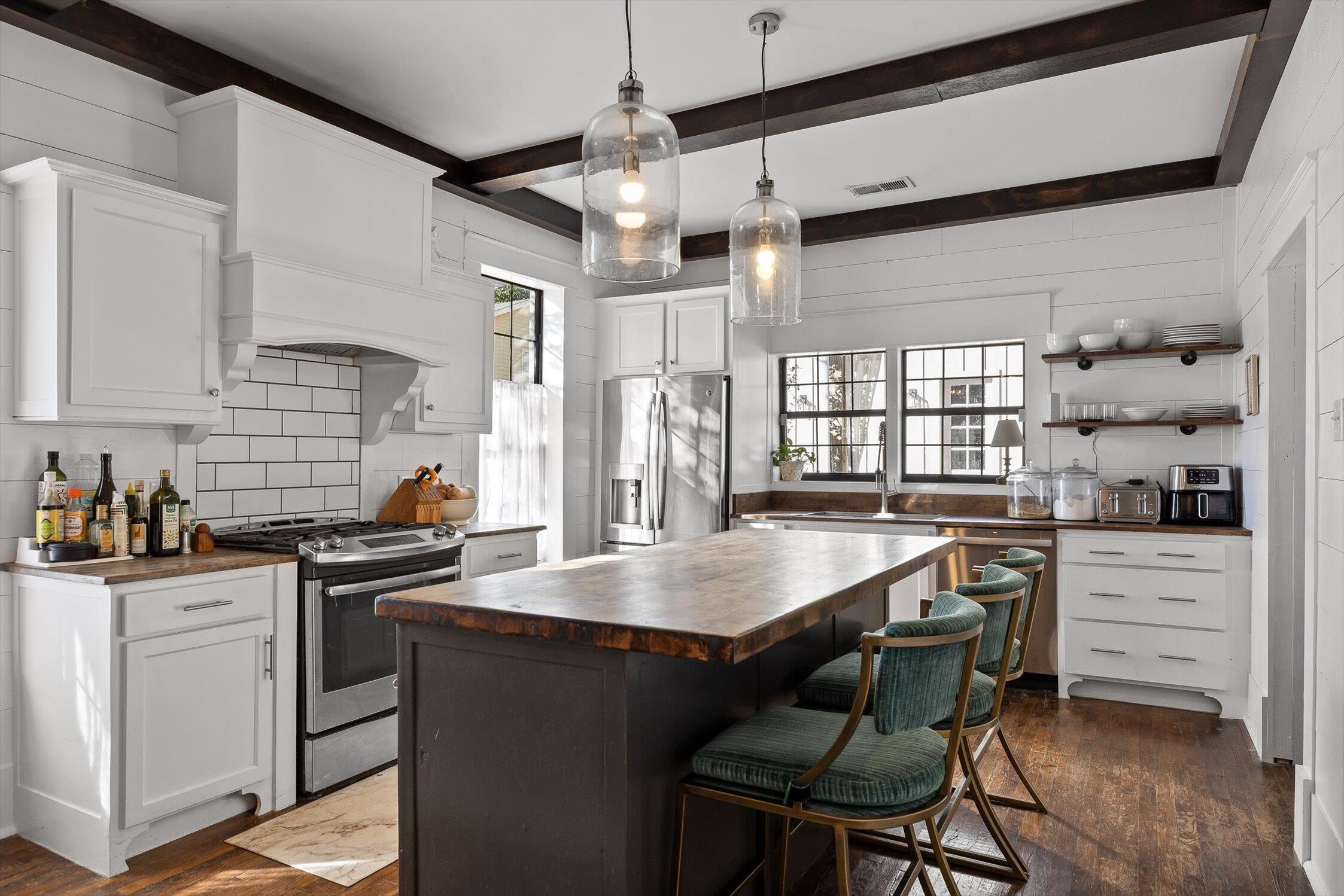 4415 Saint Elmo Avenue