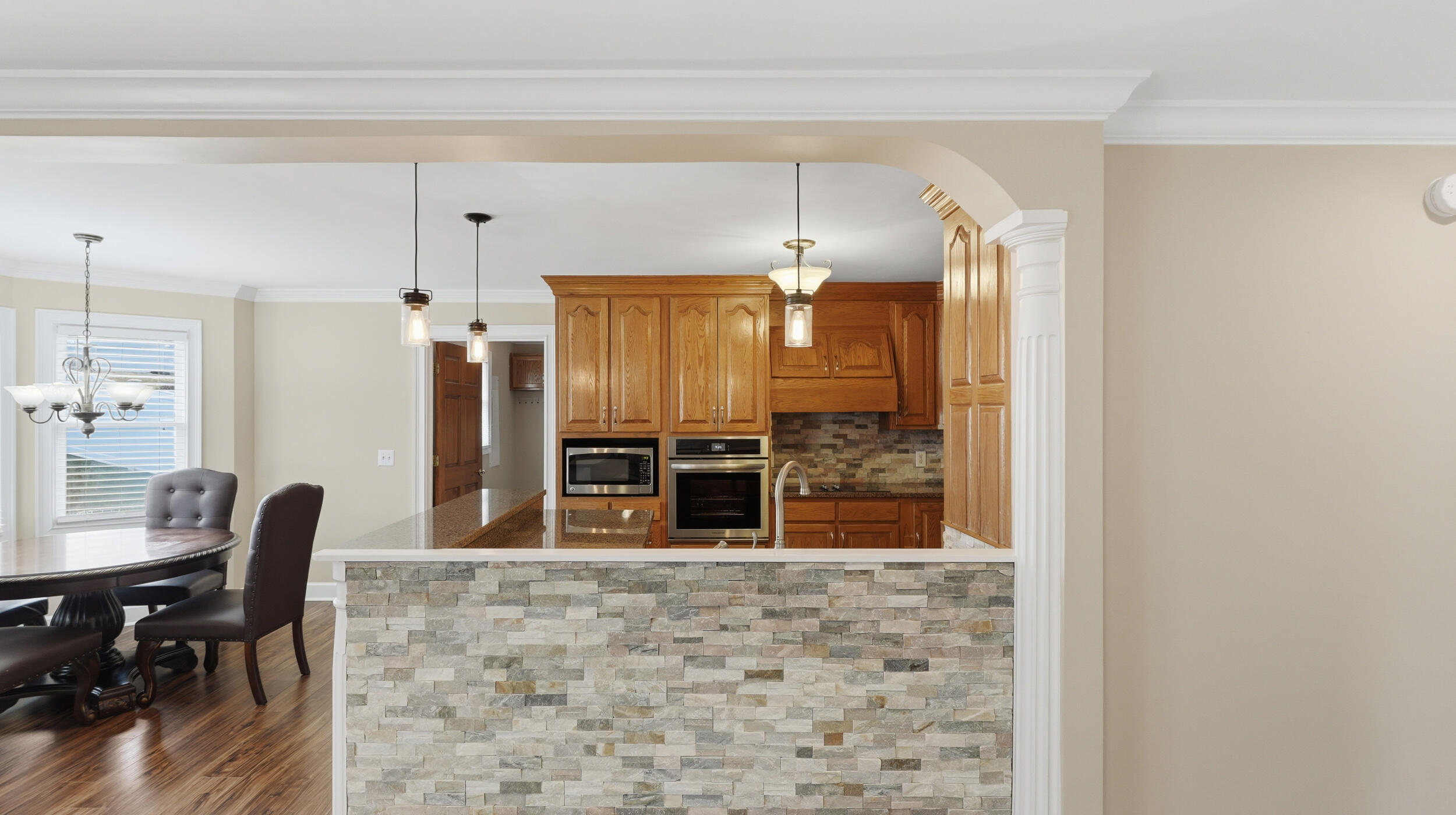 1722 Brookwood Drive NE