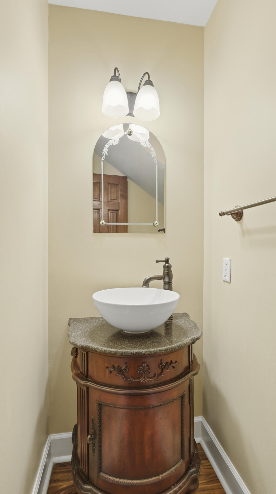 1722 Brookwood Drive NE