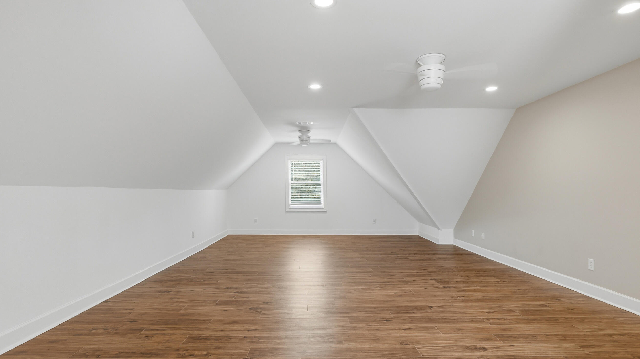 1722 Brookwood Drive NE