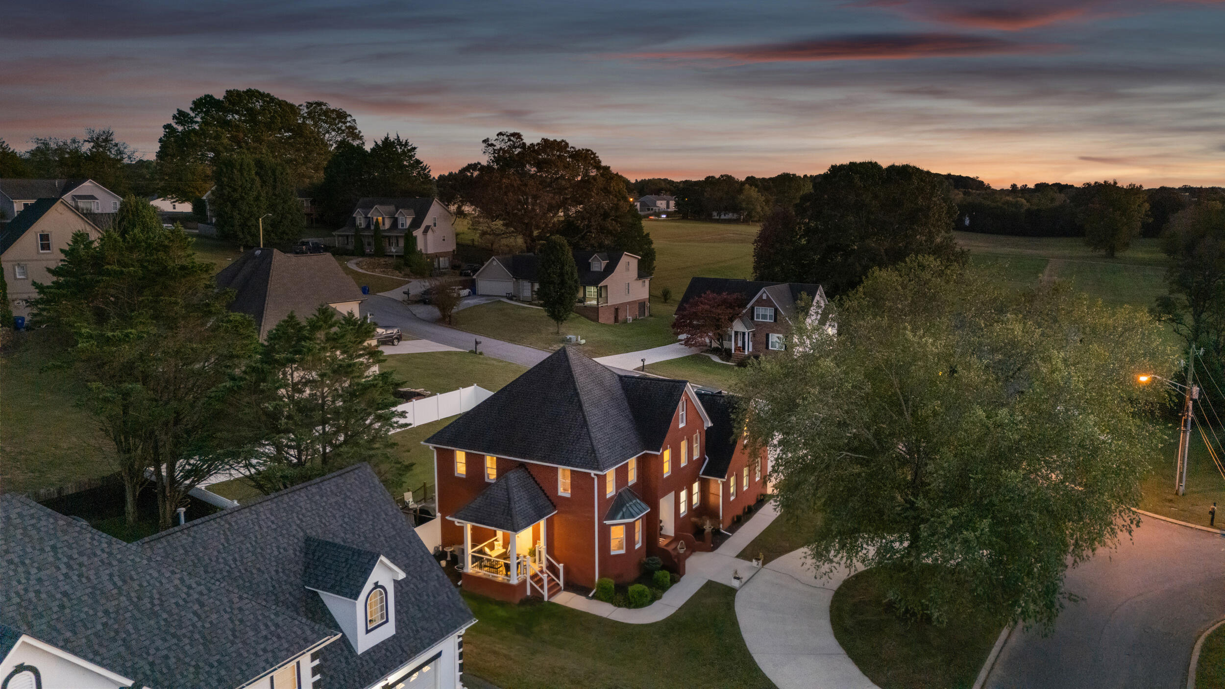 1722 Brookwood Drive NE