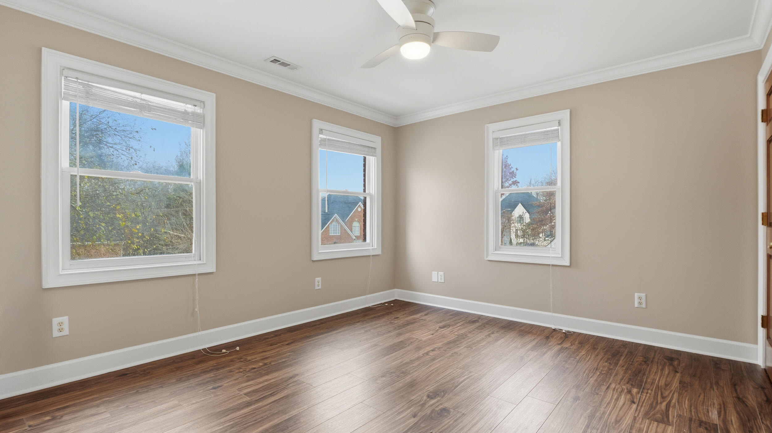 1722 Brookwood Drive NE