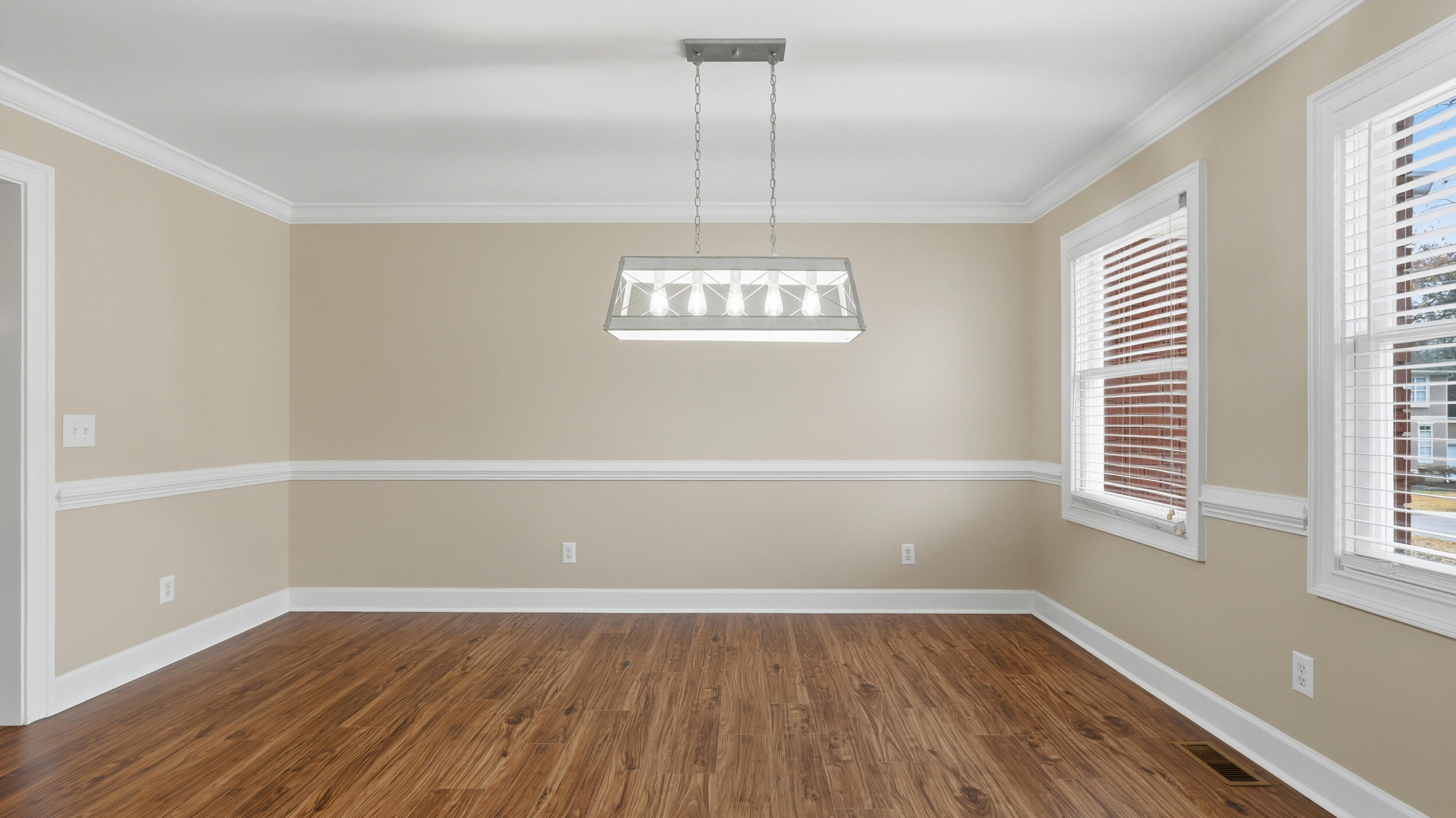 1722 Brookwood Drive NE