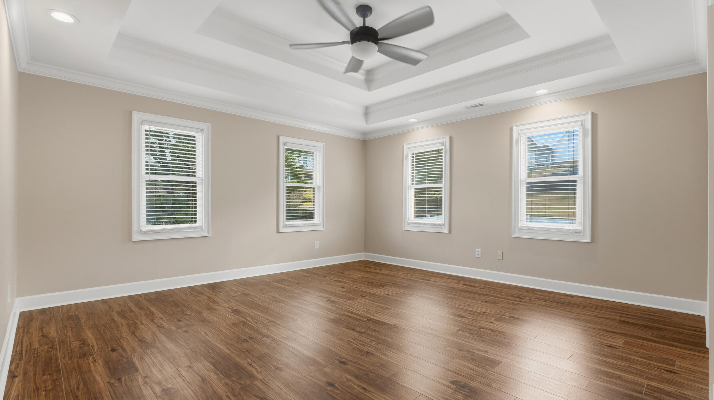 1722 Brookwood Drive NE