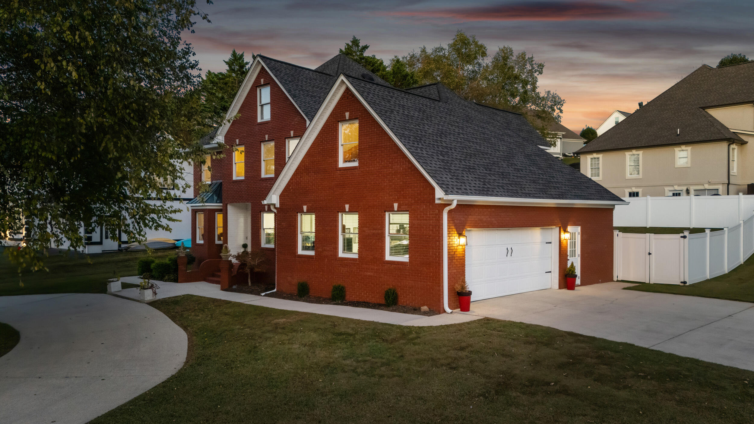 1722 Brookwood Drive NE