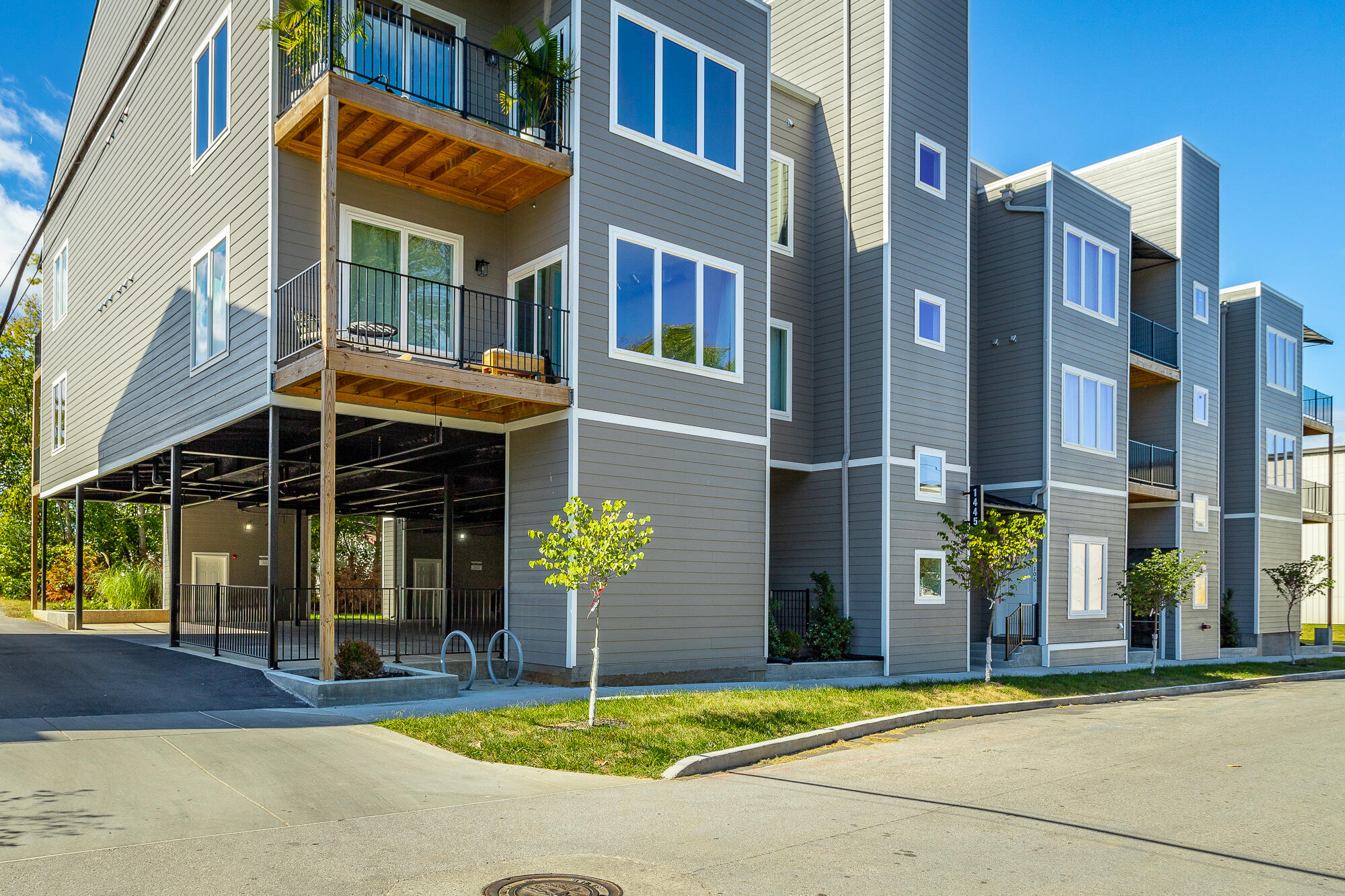 1445 Fagan Street, 309