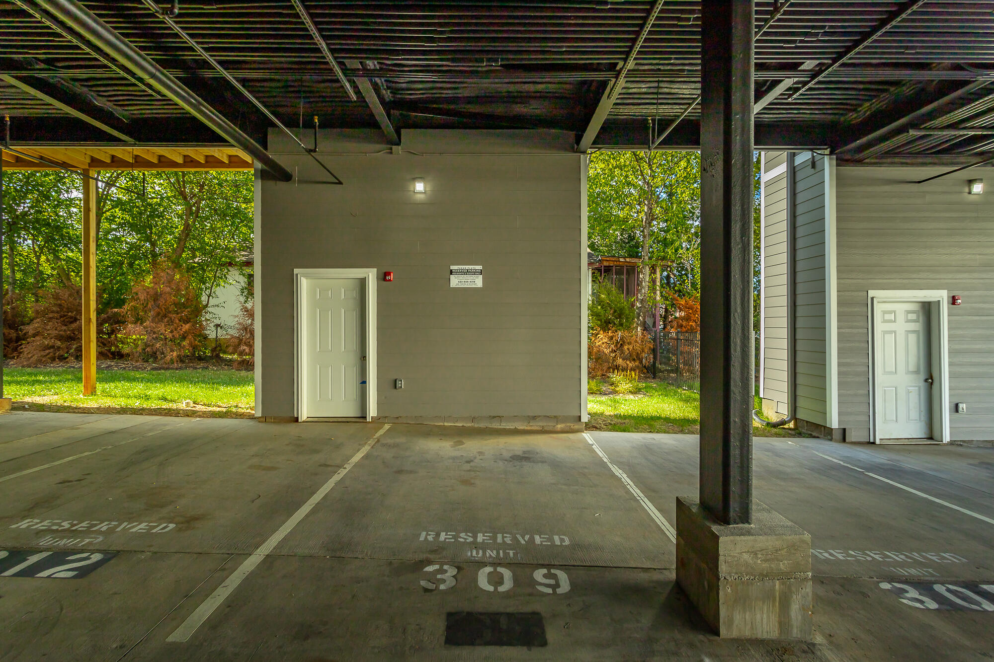 1445 Fagan Street, 309