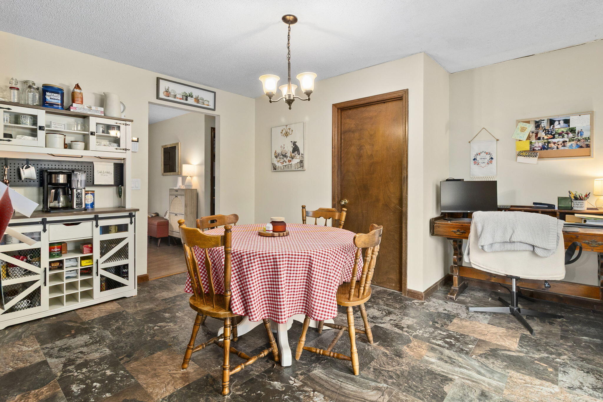 3321 Elder Mountain Road