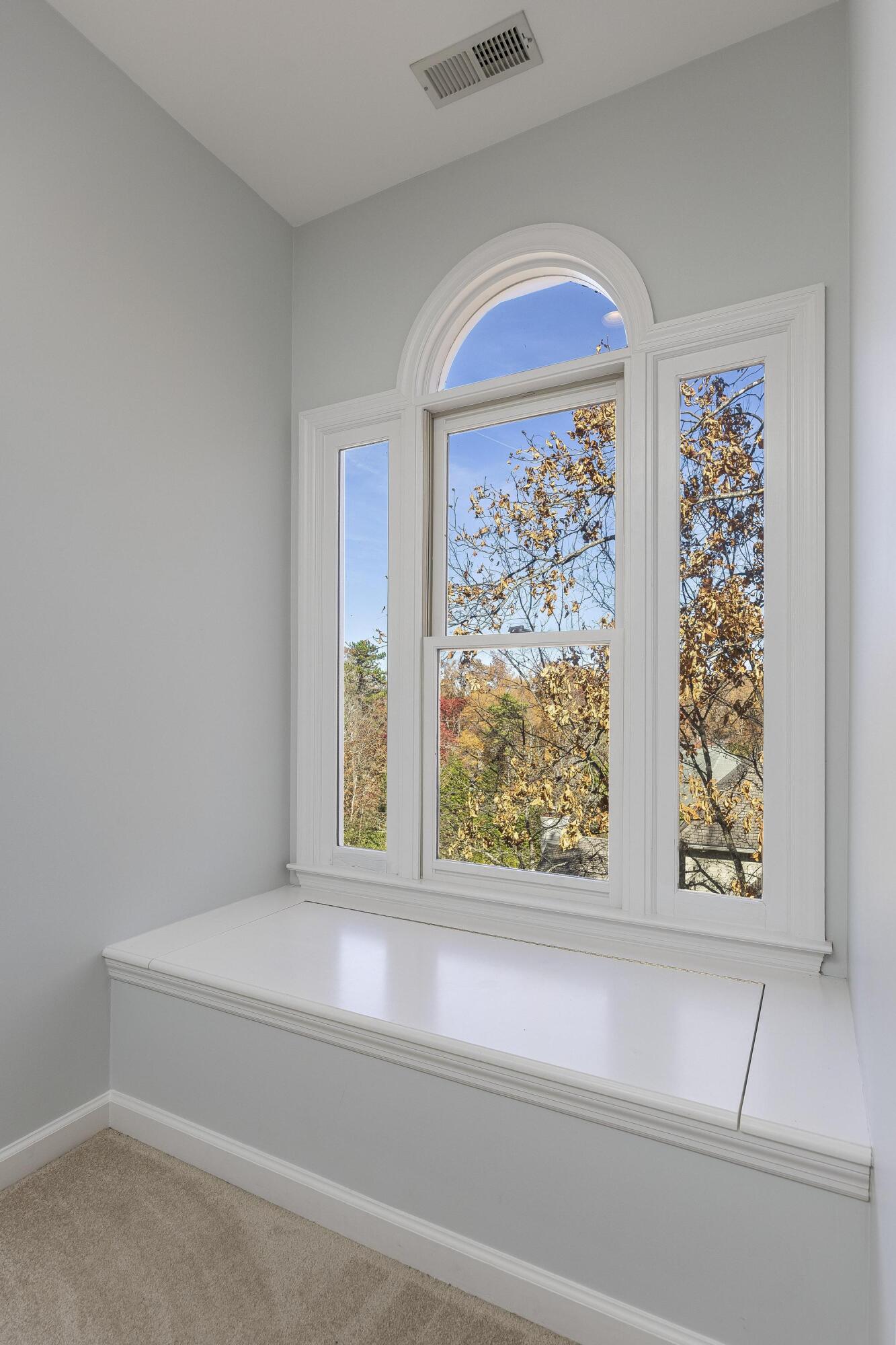 711 Sunset Mountain Drive