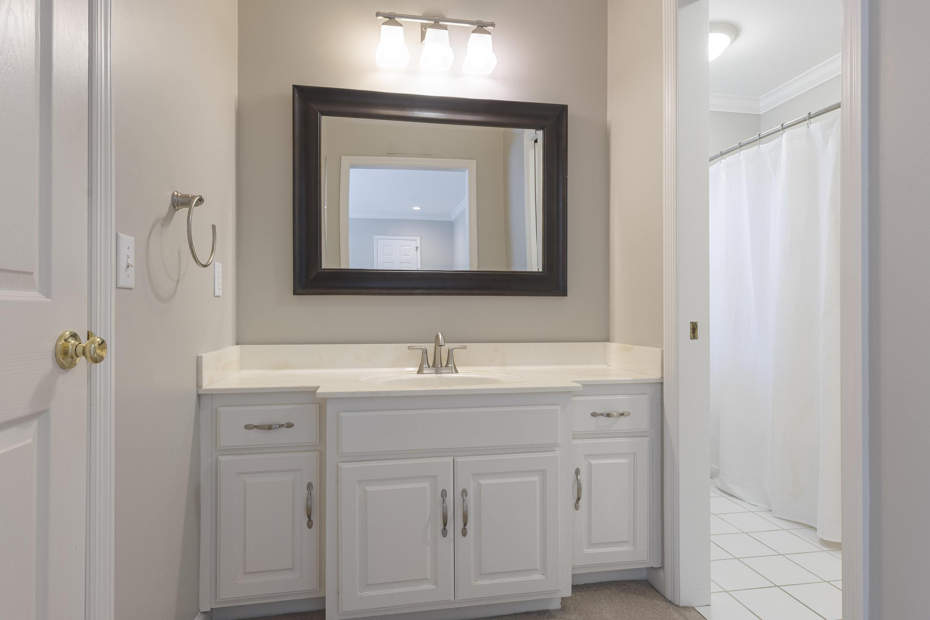 711 Sunset Mountain Drive