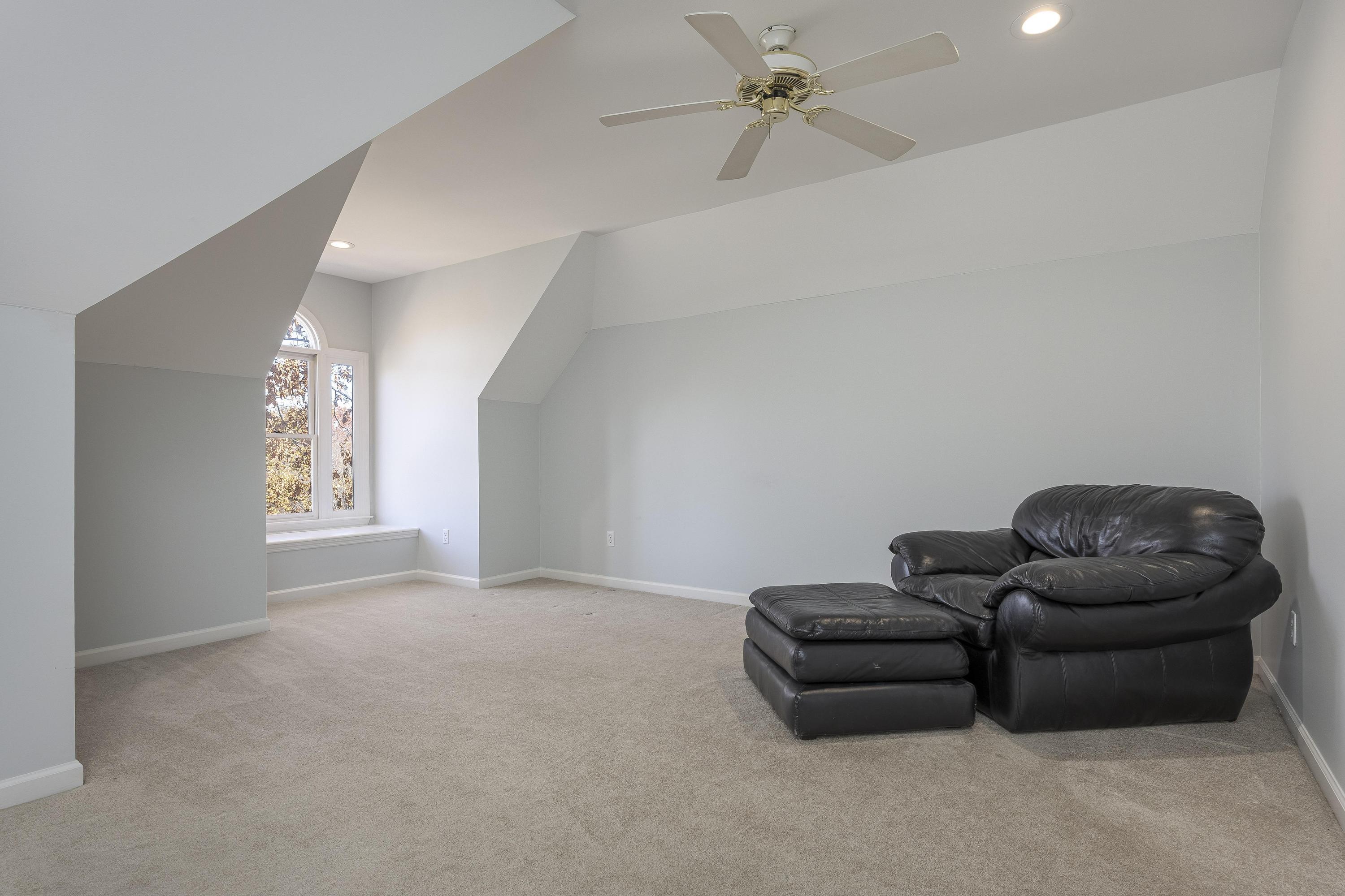 711 Sunset Mountain Drive